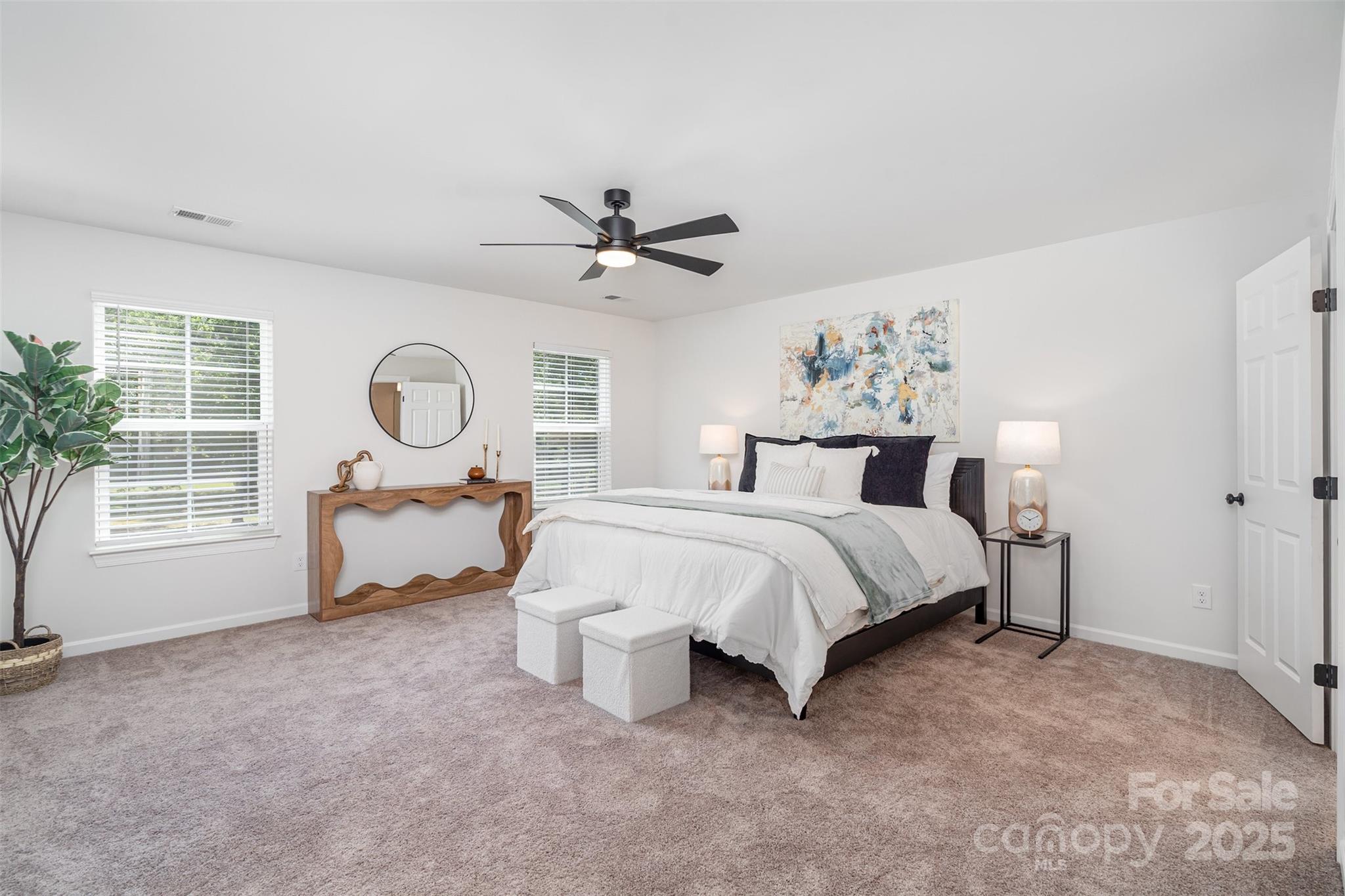 1563 Riverview Circle Property Photo 12