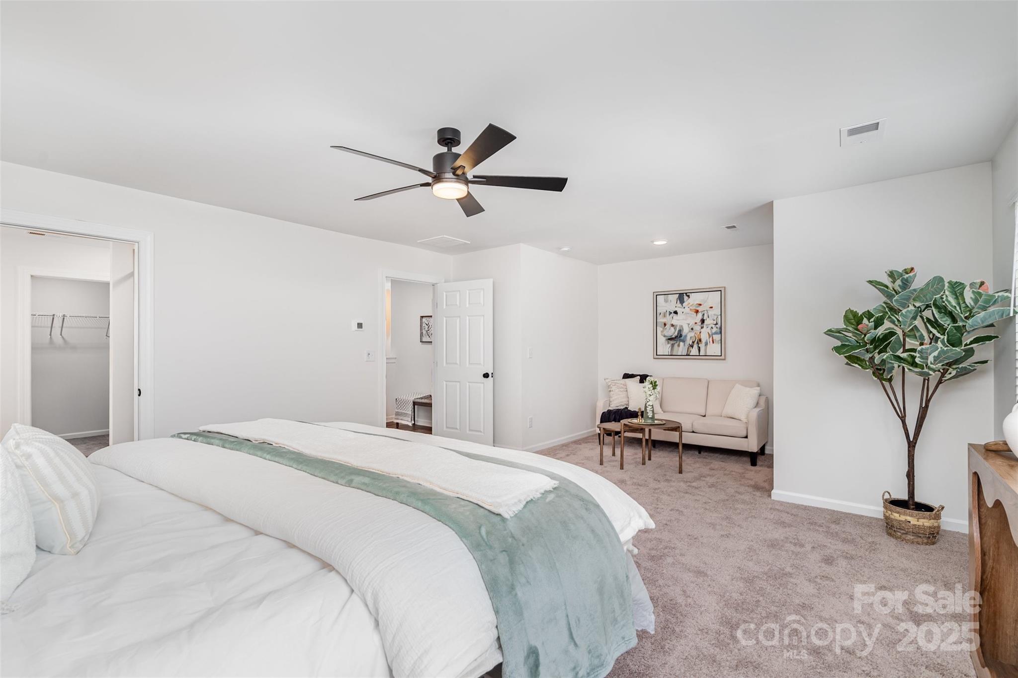 1563 Riverview Circle Property Photo 13