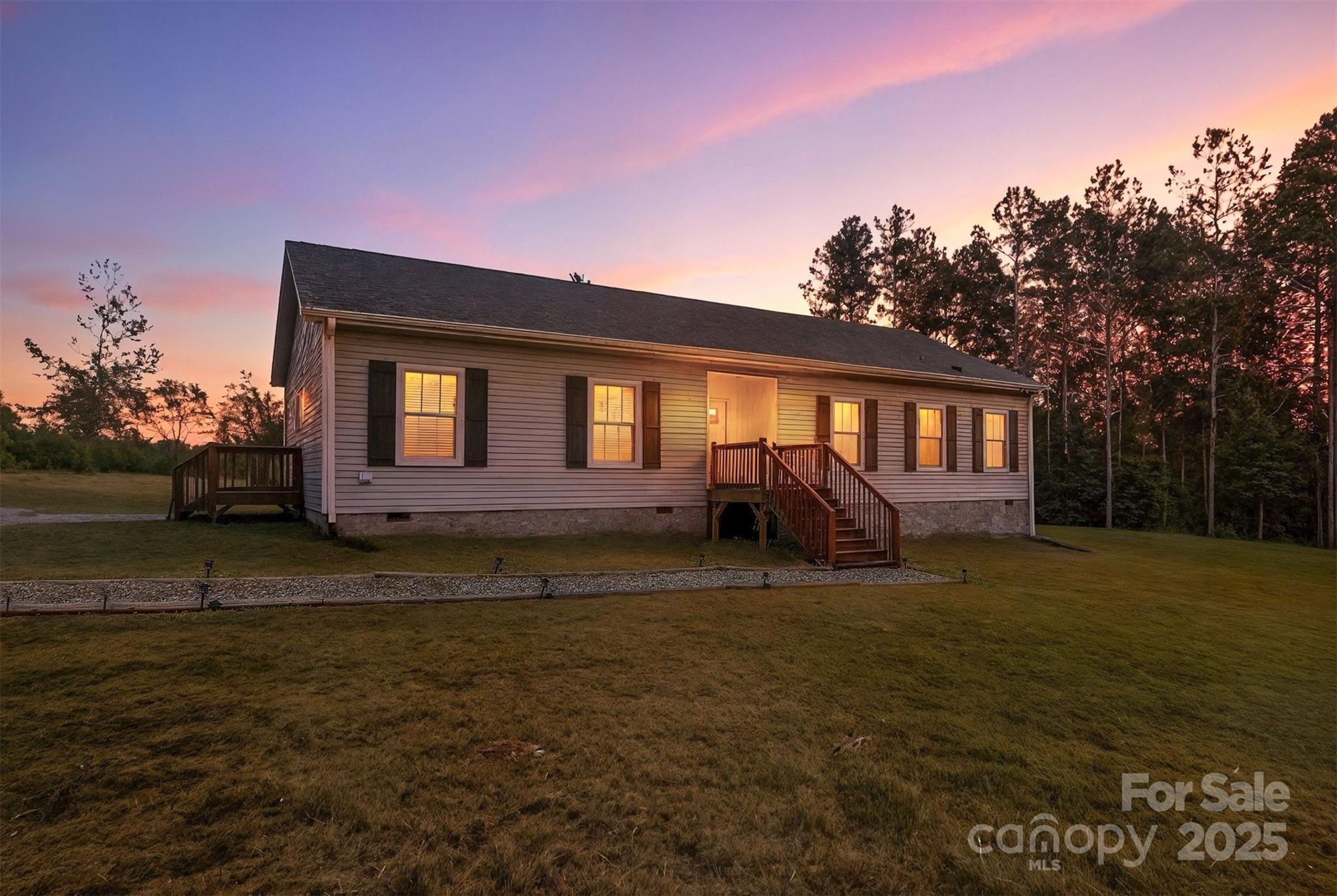 158 Semper Fidelis Road Property Photo 1