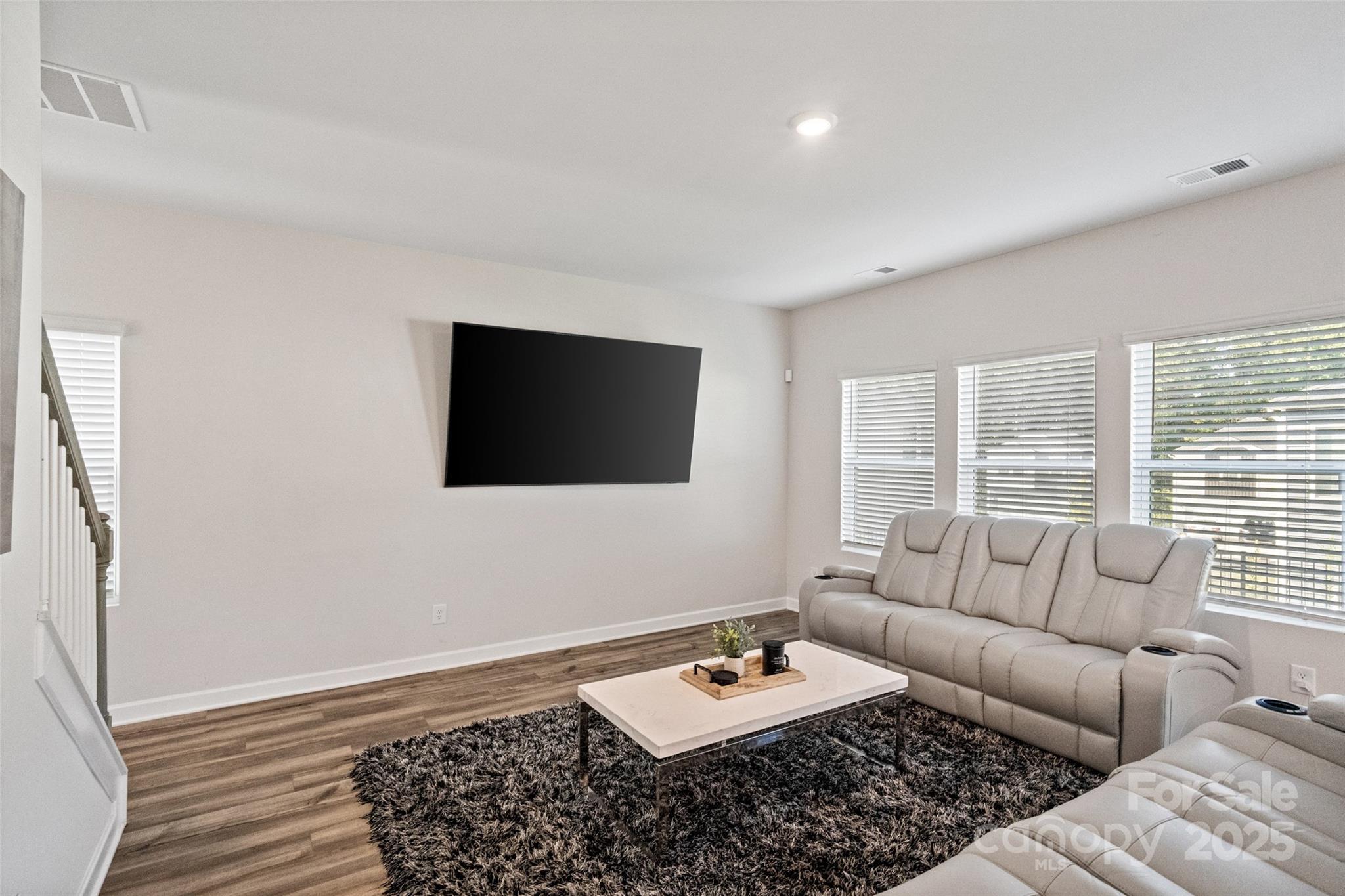 2017 Belterra Drive Property Photo 3