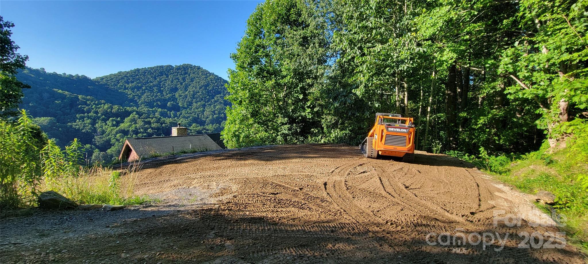 32 Destination Drive Property Photo 1