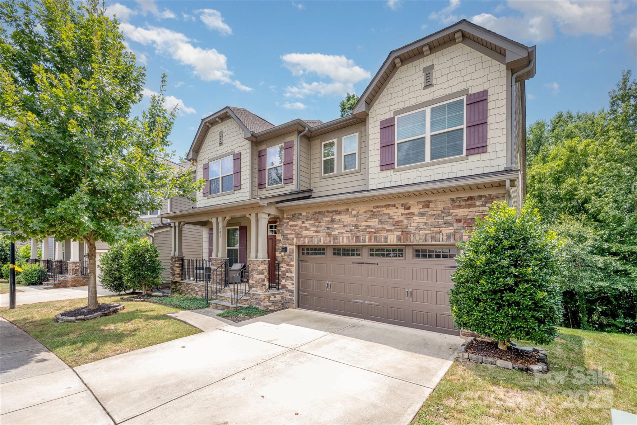 820 Pecan Tree Lane Property Photo 2
