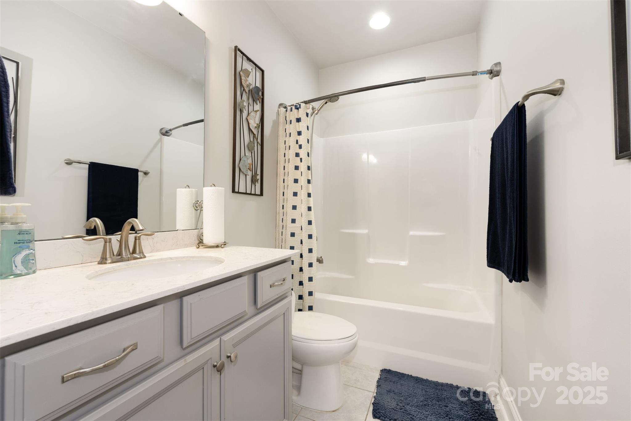 820 Pecan Tree Lane Property Photo 4
