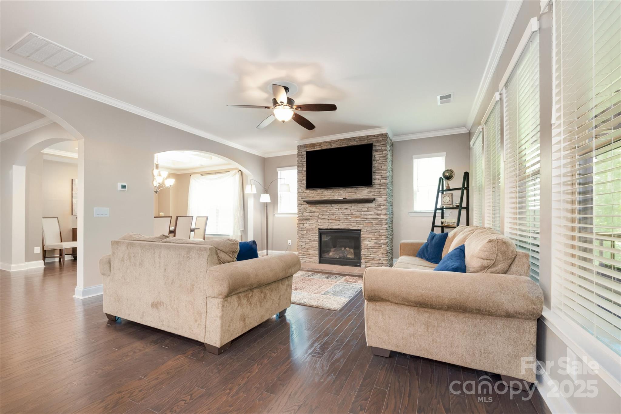 820 Pecan Tree Lane Property Photo 18