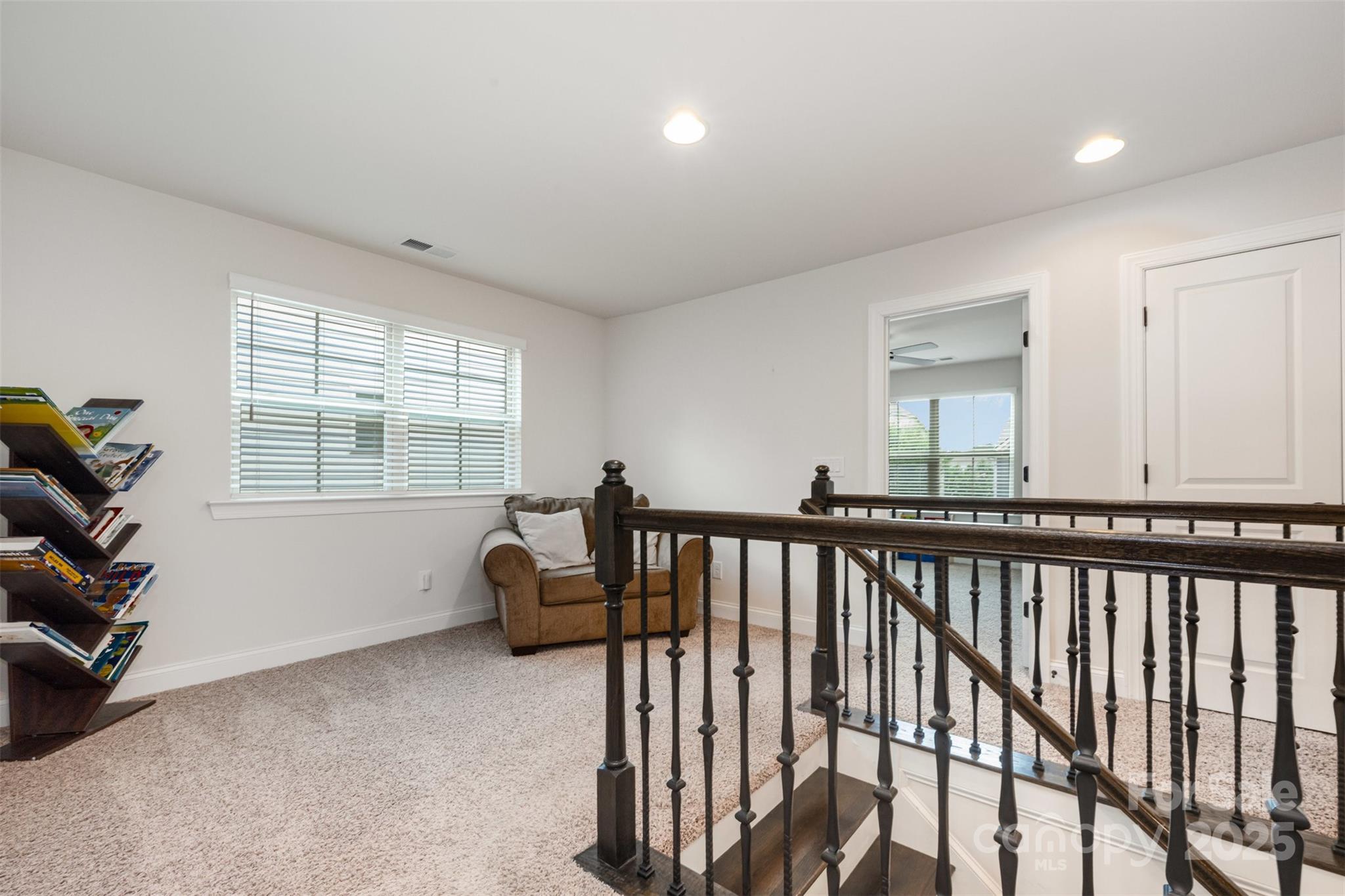 820 Pecan Tree Lane Property Photo 32