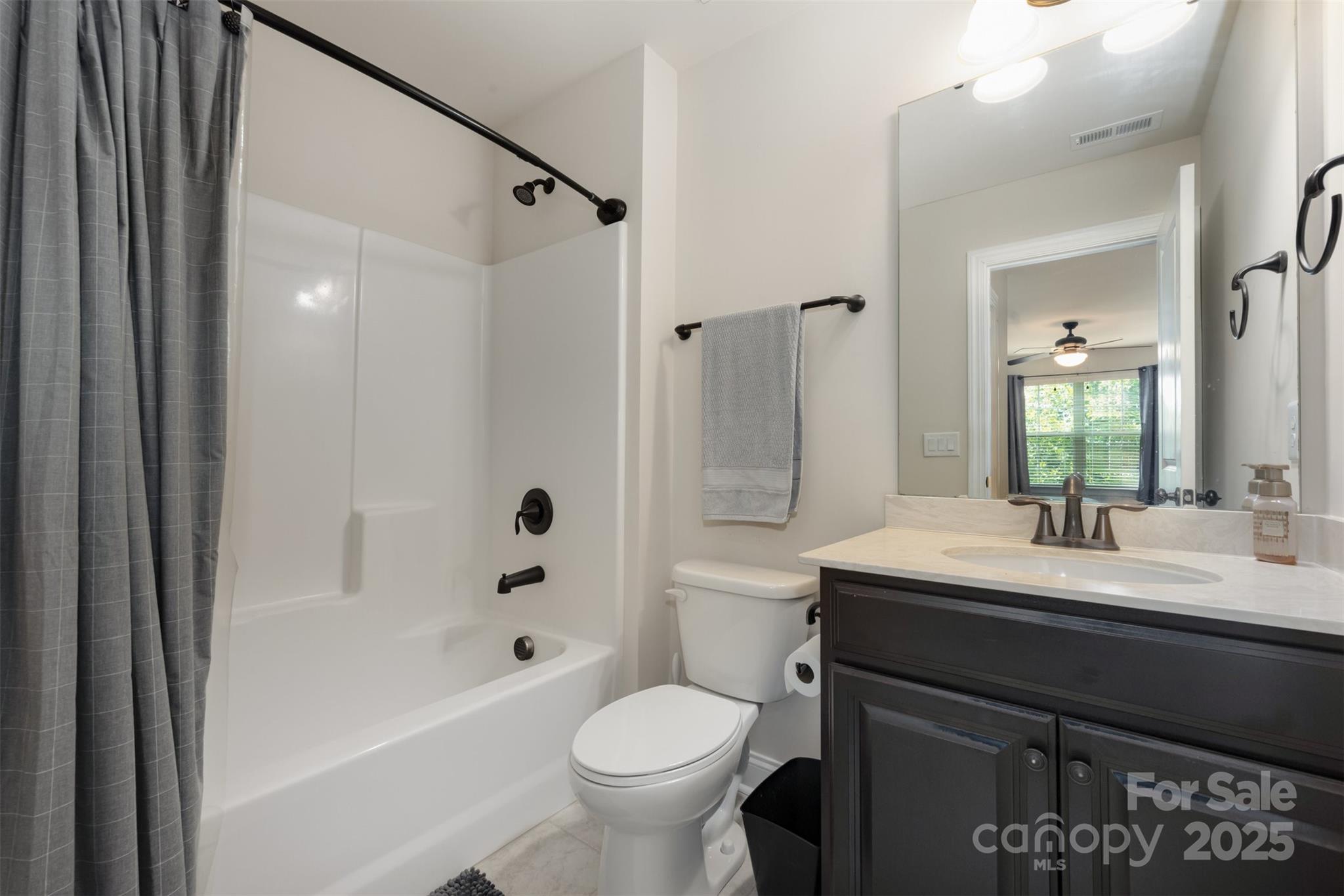 820 Pecan Tree Lane Property Photo 33