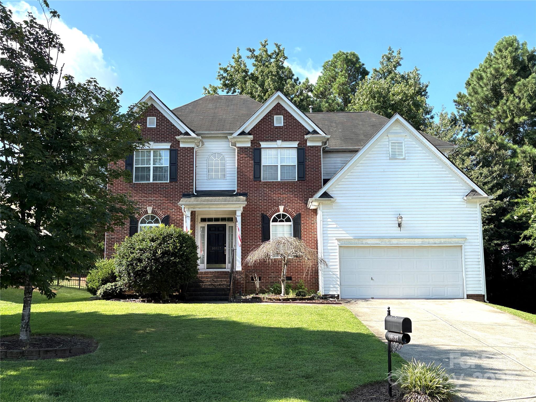 10527 Kilchurn Court Property Photo 1