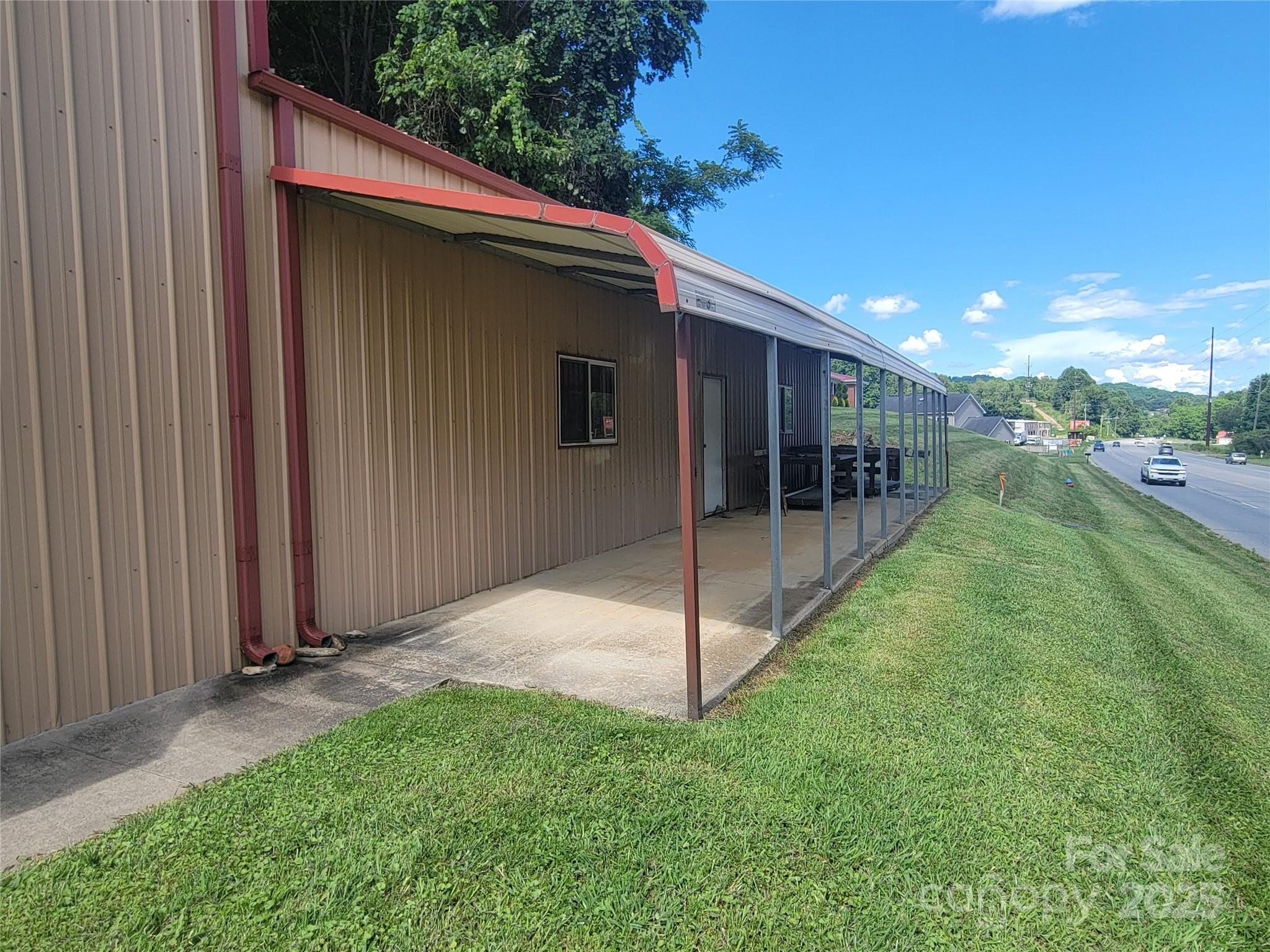 2634 Dellwood Road Property Photo 9