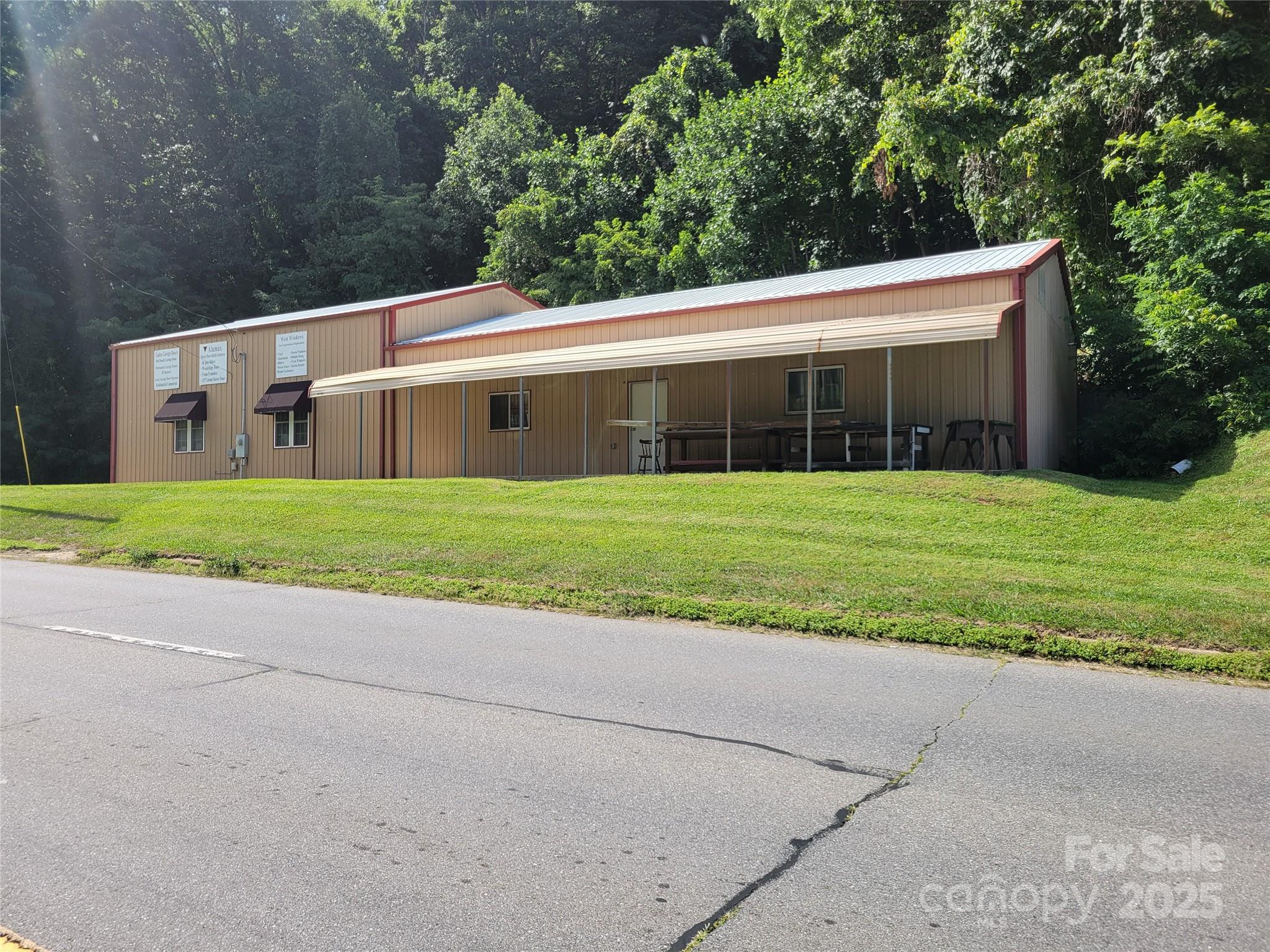 2634 Dellwood Road Property Photo 10