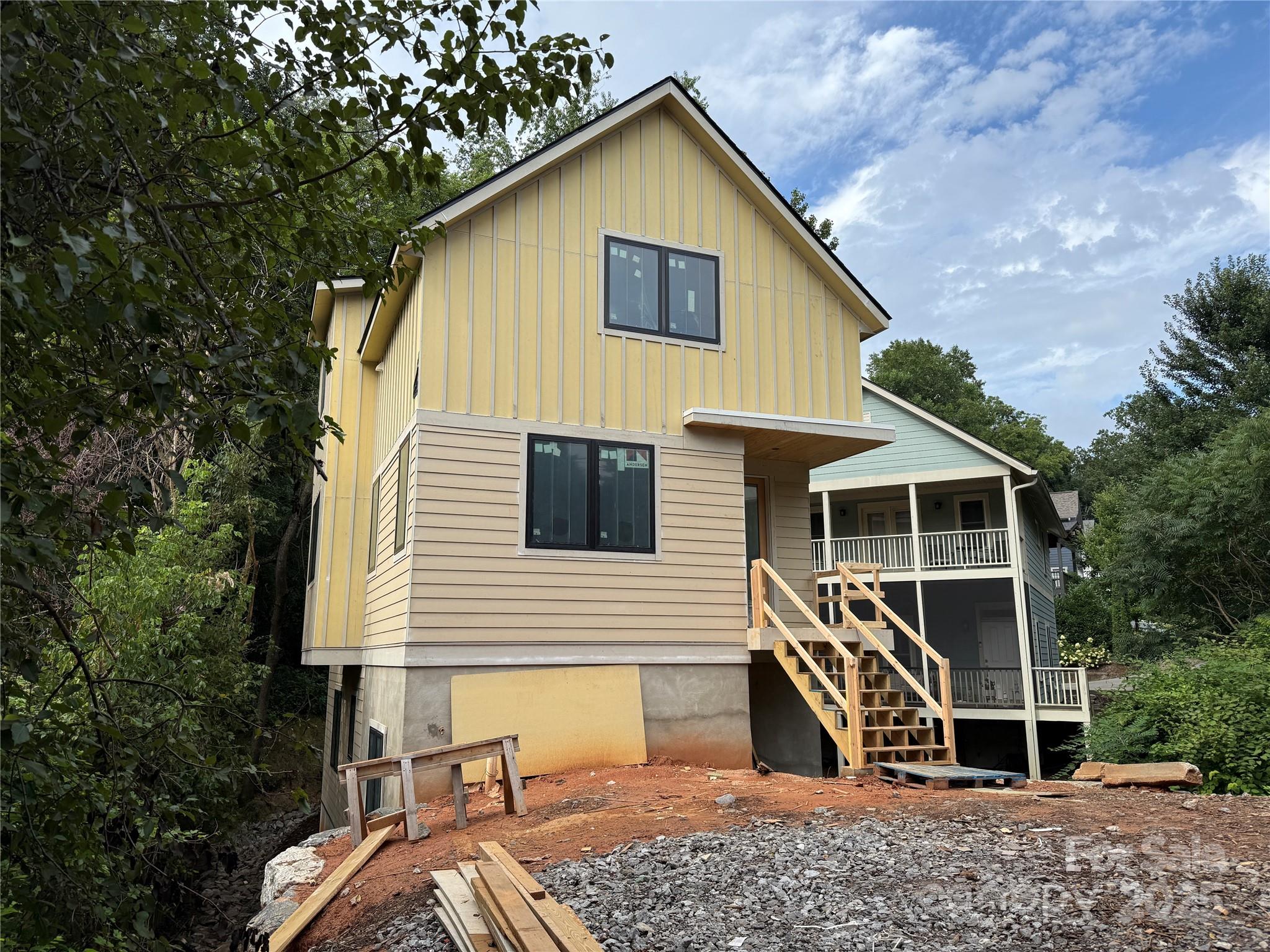 18 Richland Street Property Photo 1