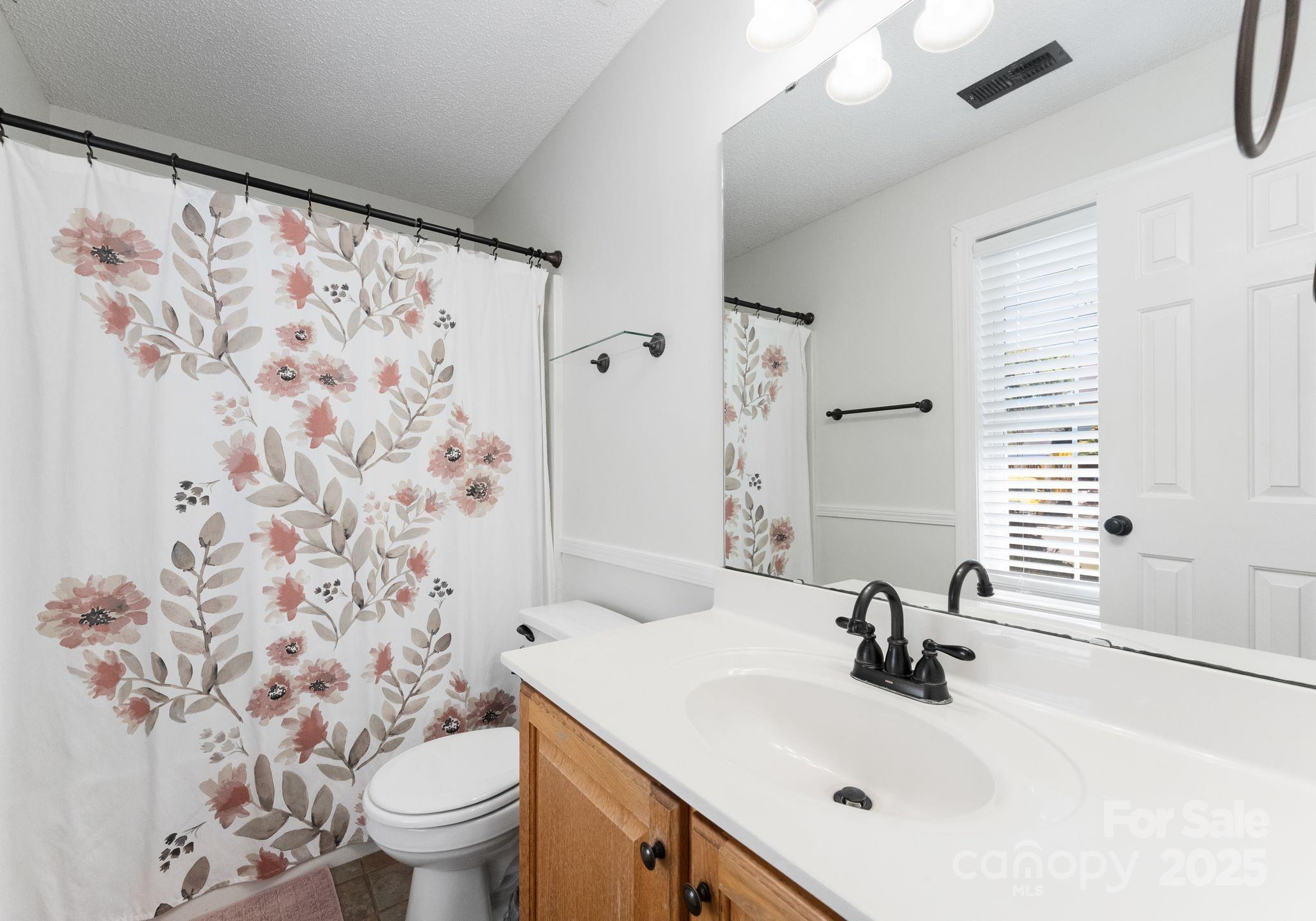 1517 Battle Lane Property Photo 12