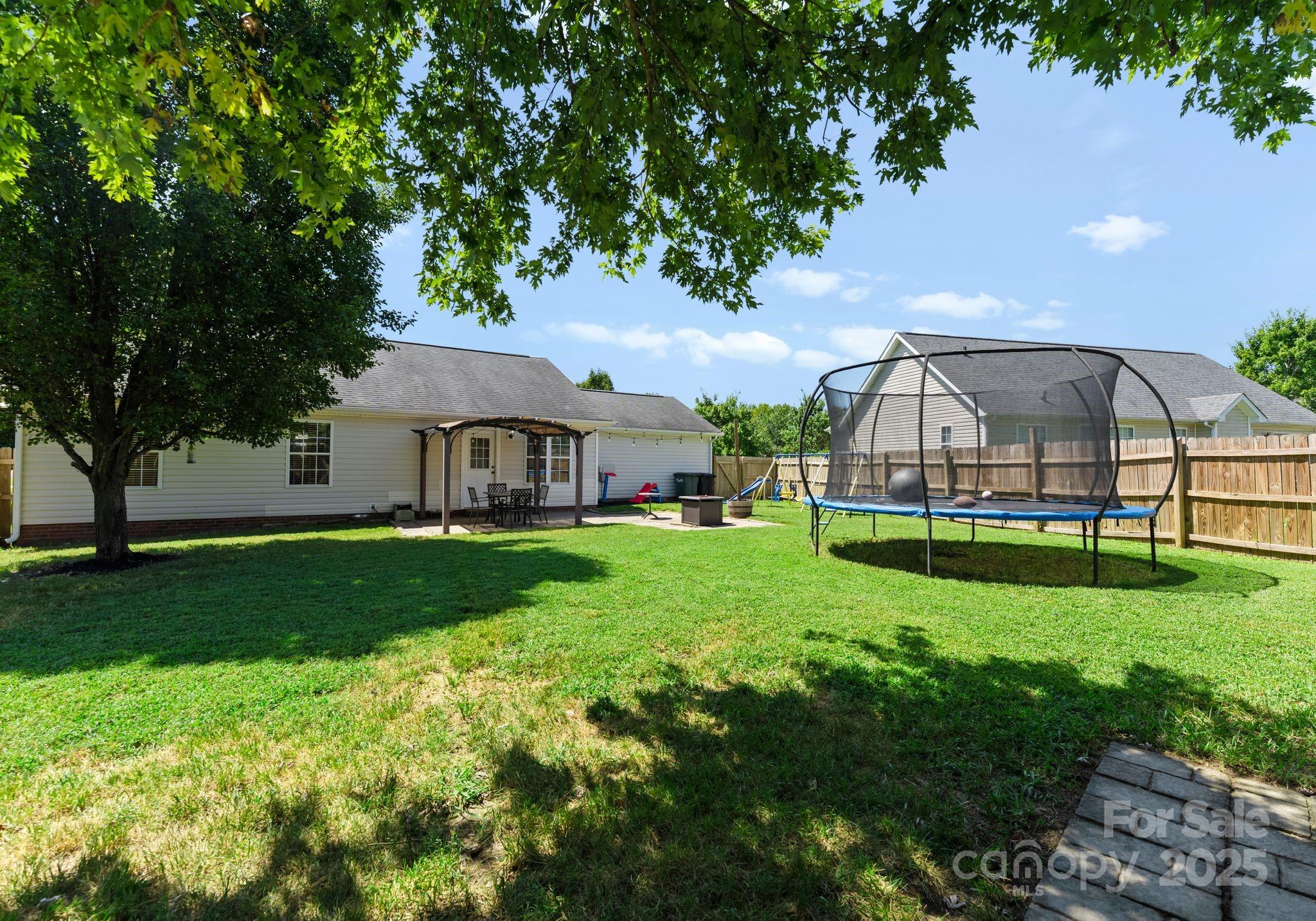 1517 Battle Lane Property Photo 14