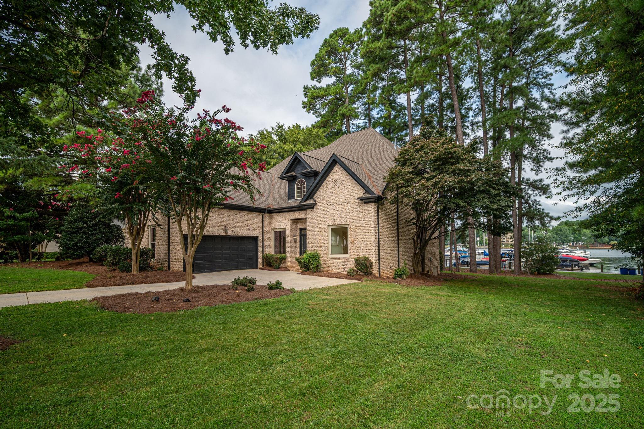 18337 Harbor Light Boulevard Property Photo 3