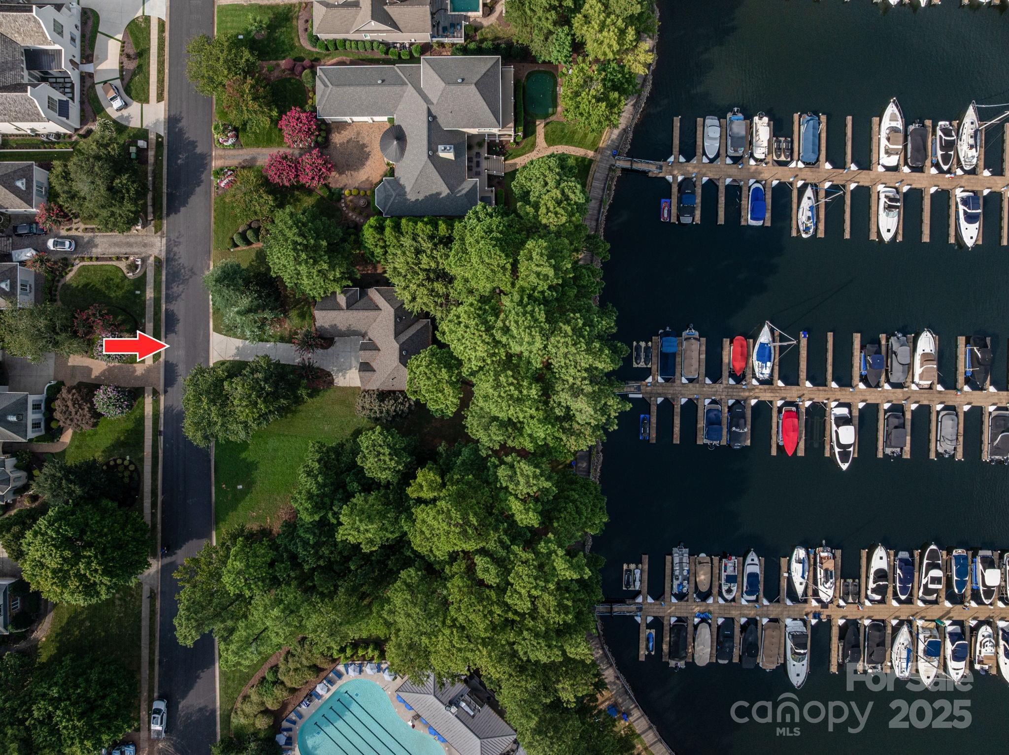 18337 Harbor Light Boulevard Property Photo 5