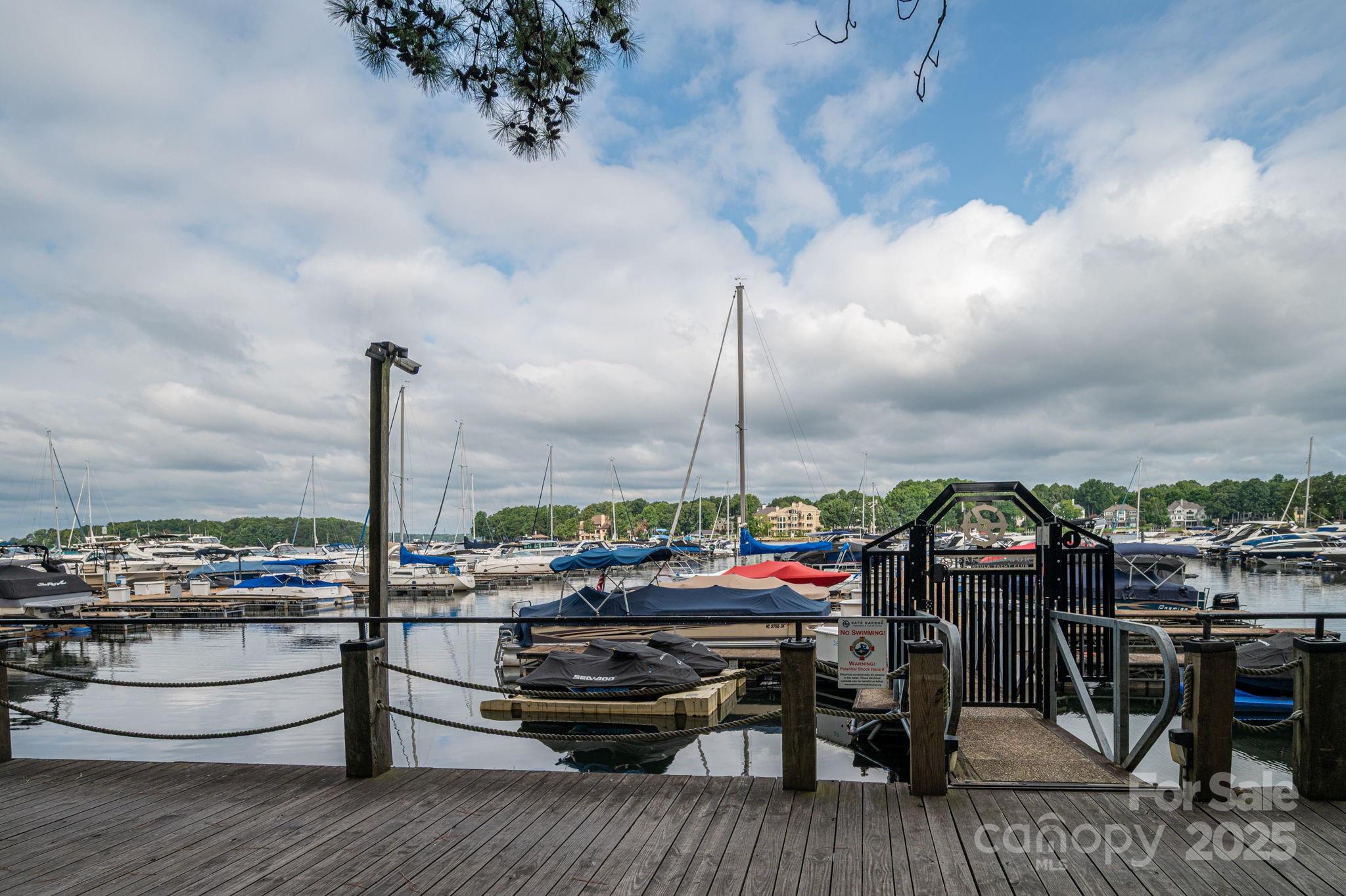 18337 Harbor Light Boulevard Property Photo 9