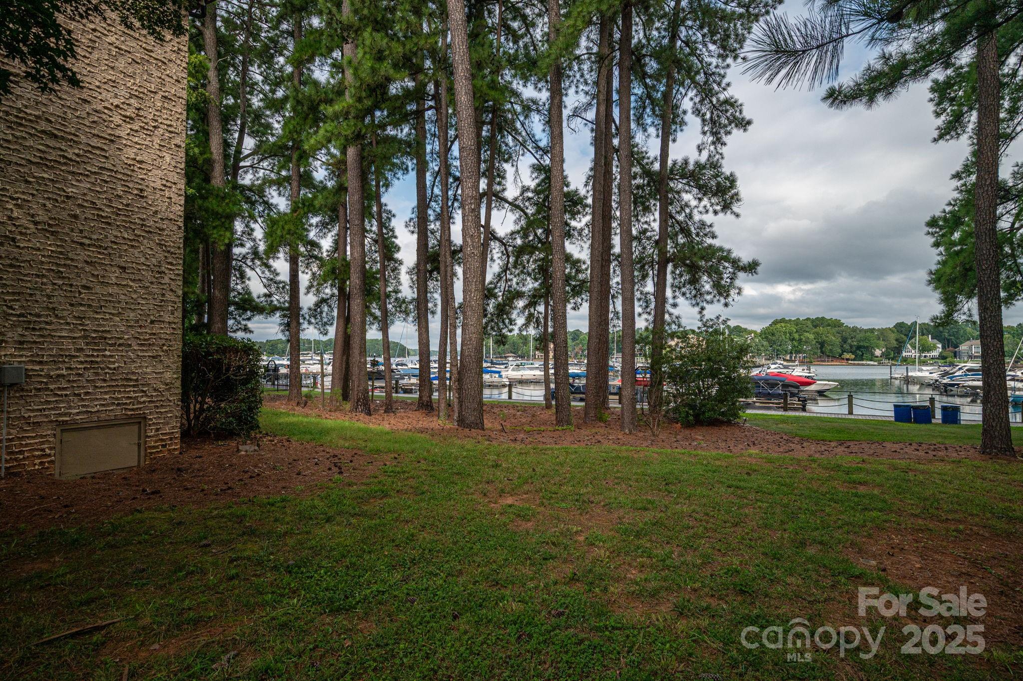 18337 Harbor Light Boulevard Property Photo 12