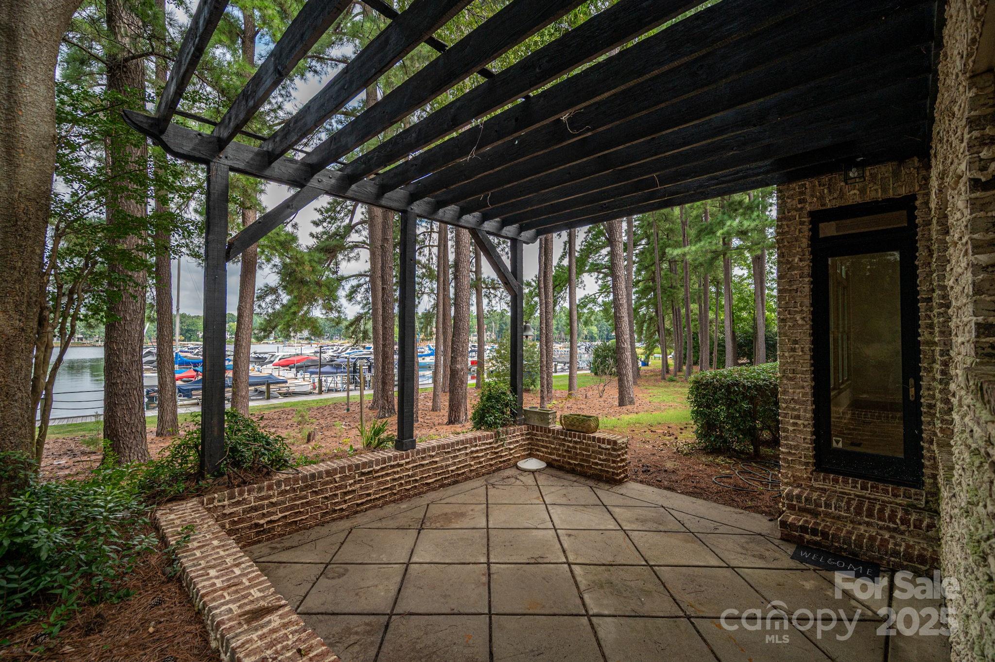 18337 Harbor Light Boulevard Property Photo 15