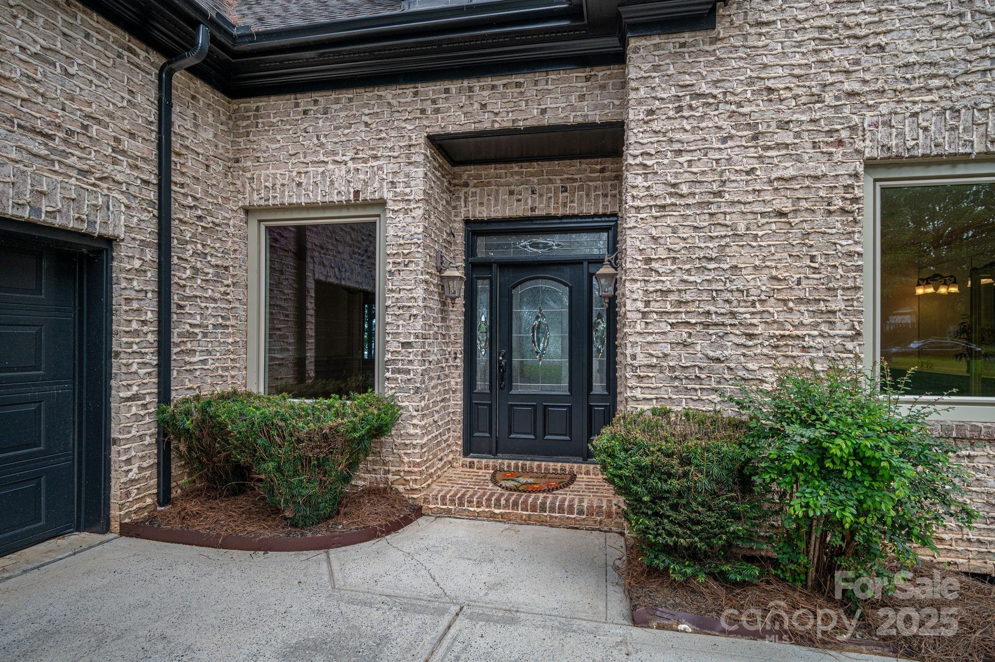 18337 Harbor Light Boulevard Property Photo 18