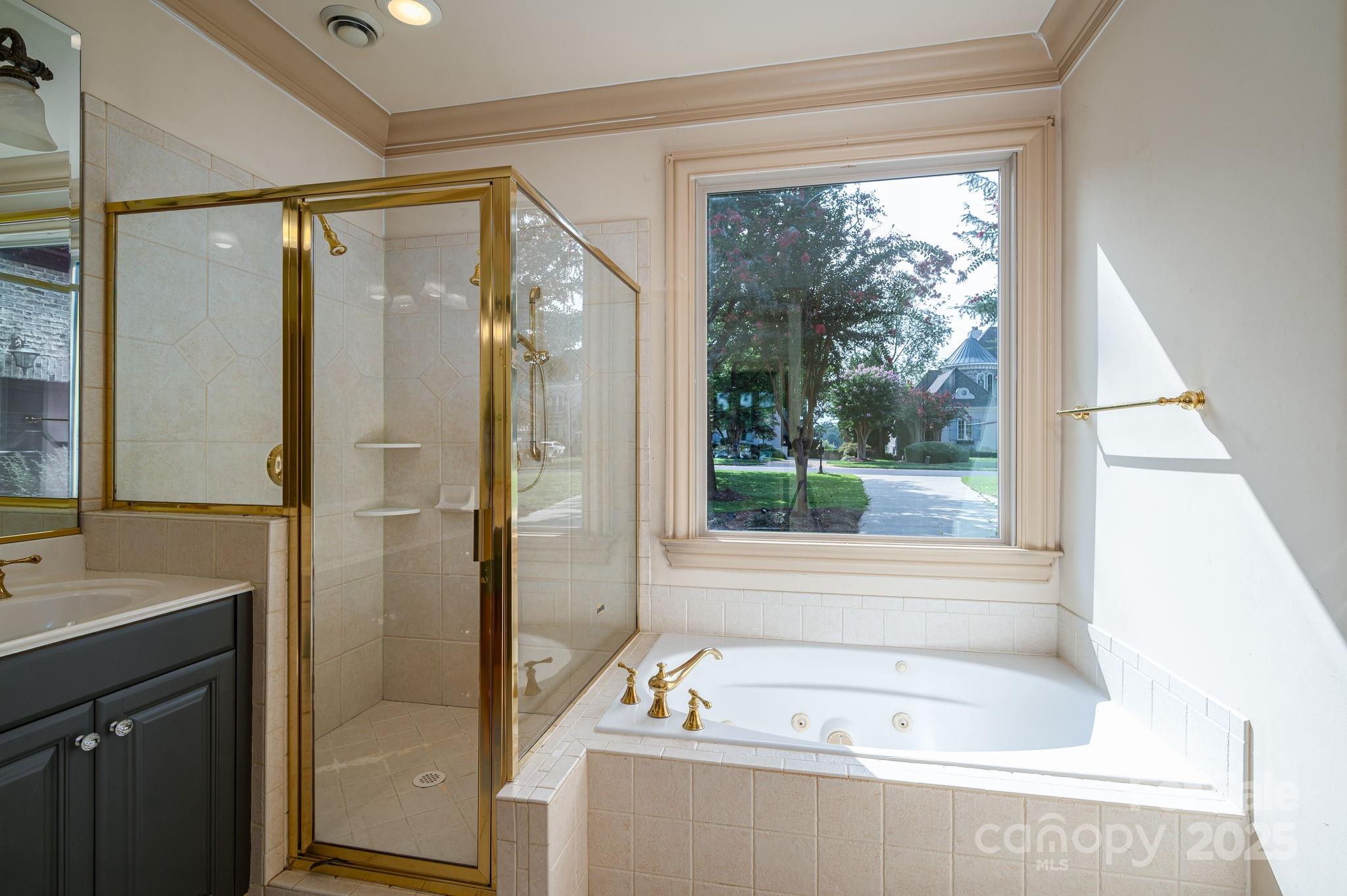 18337 Harbor Light Boulevard Property Photo 29