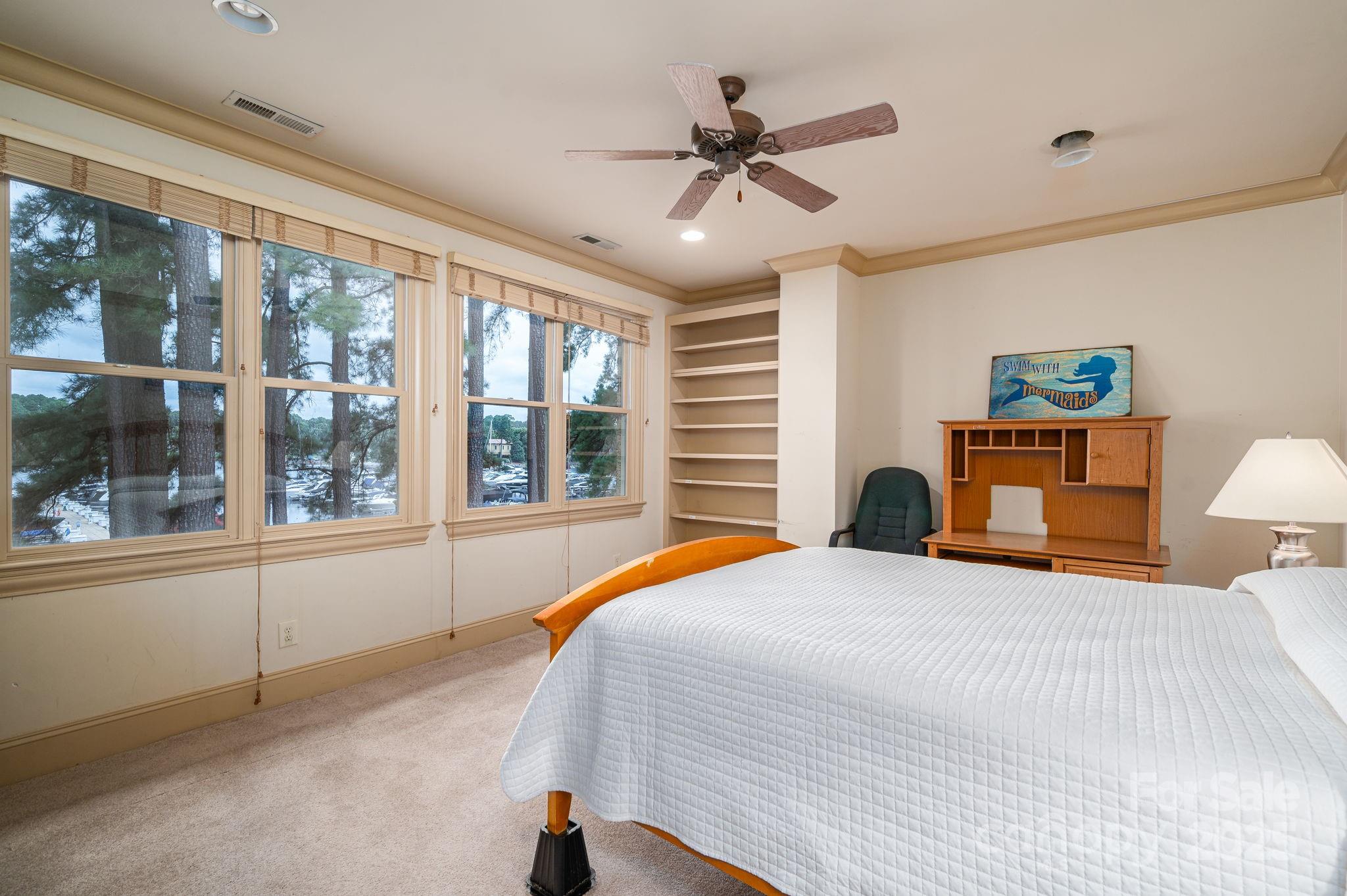 18337 Harbor Light Boulevard Property Photo 31