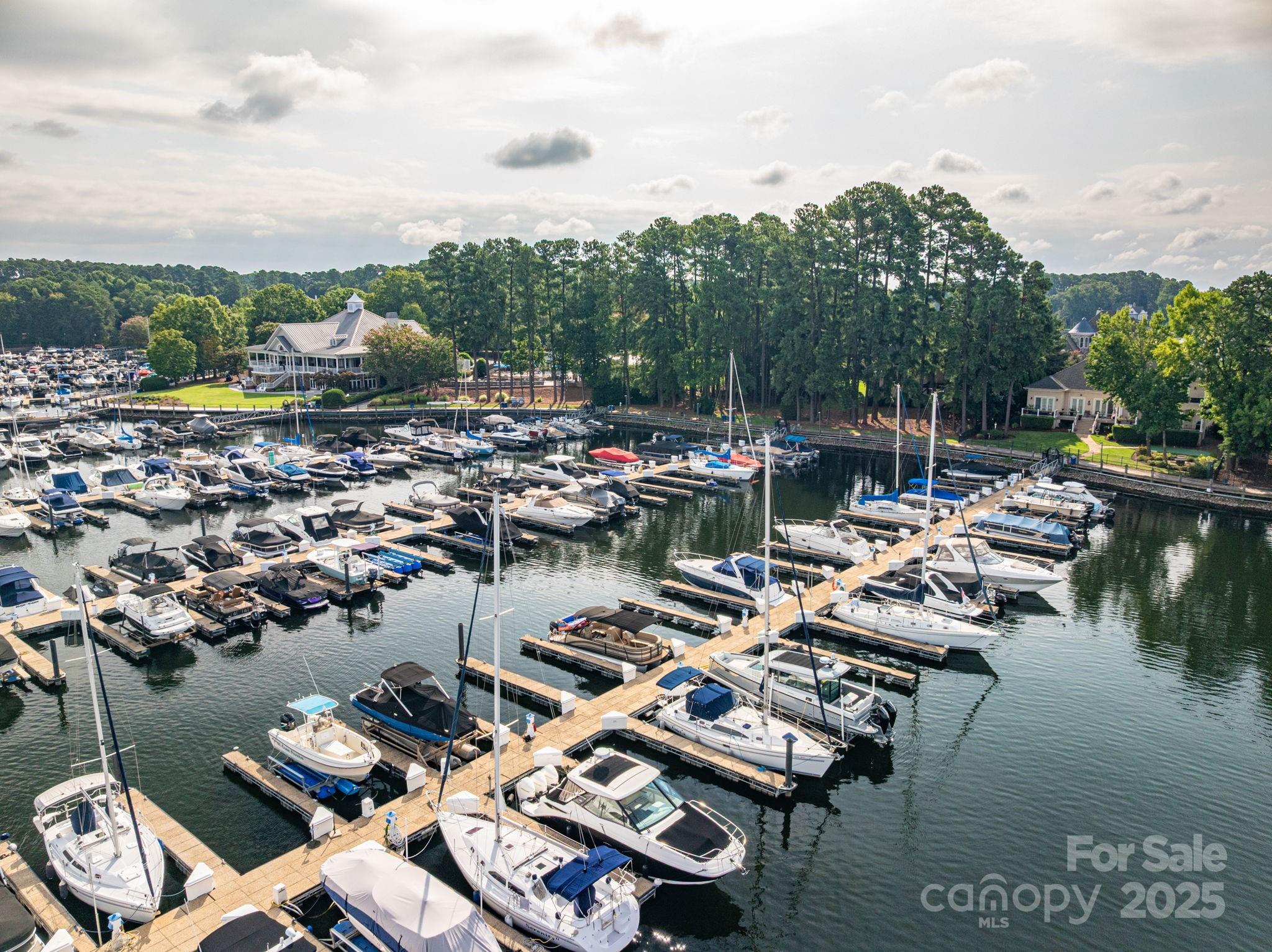 18337 Harbor Light Boulevard Property Photo 34