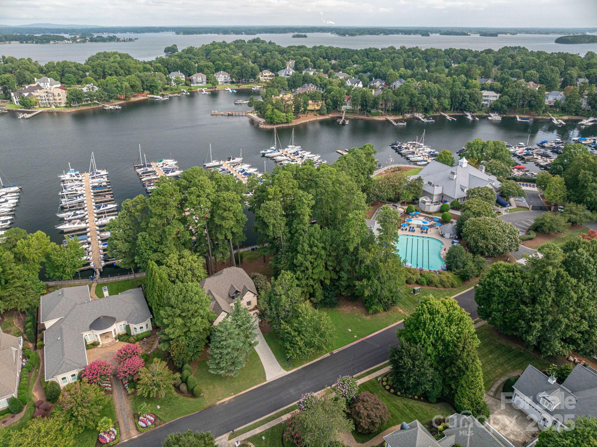 18337 Harbor Light Boulevard Property Photo 44