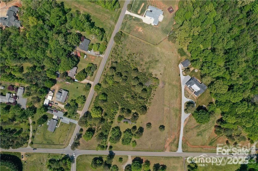 15615 Rocky River Road Property Photo 3