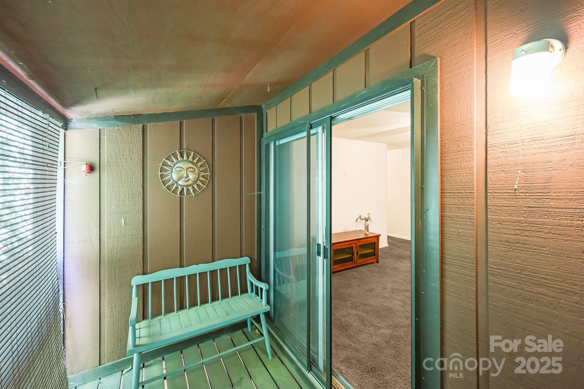 47 Edgewood Avenue B-8 Property Photo 8