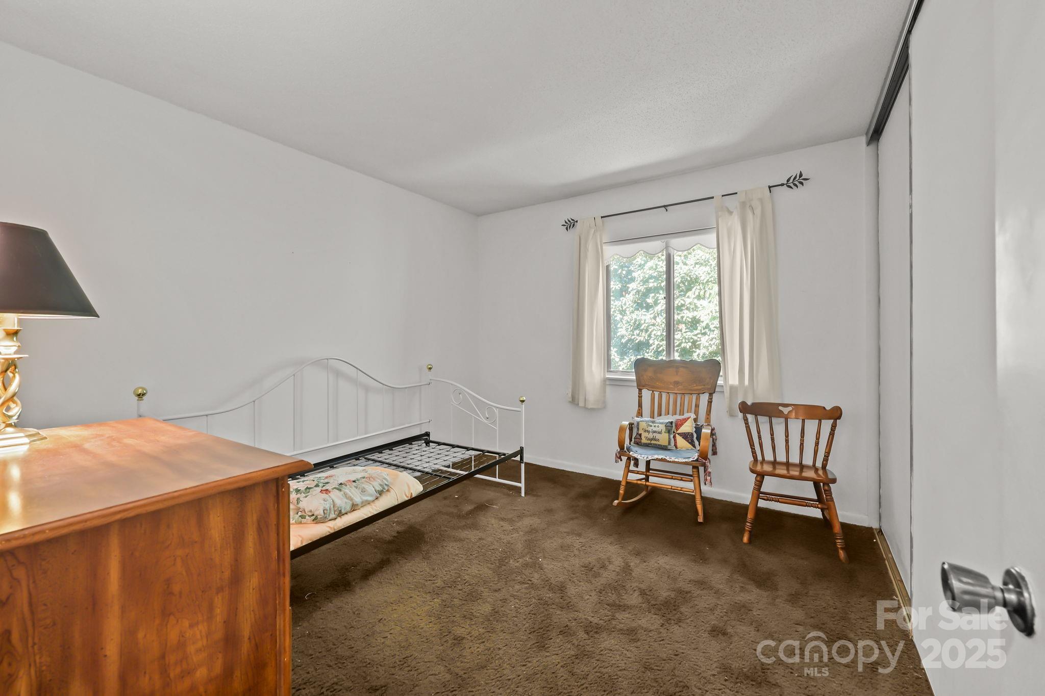 47 Edgewood Avenue B-8 Property Photo 17