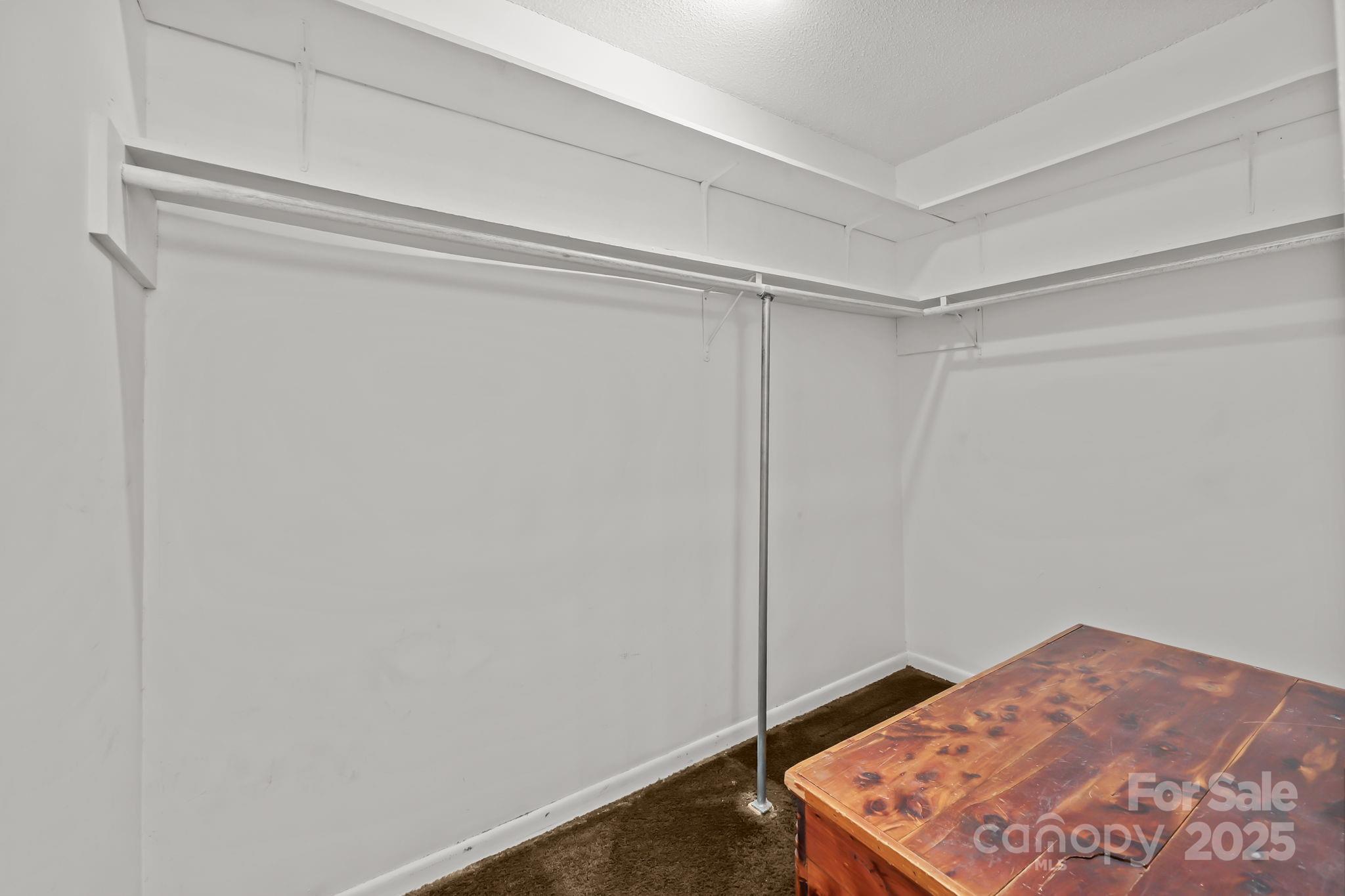 47 Edgewood Avenue B-8 Property Photo 24