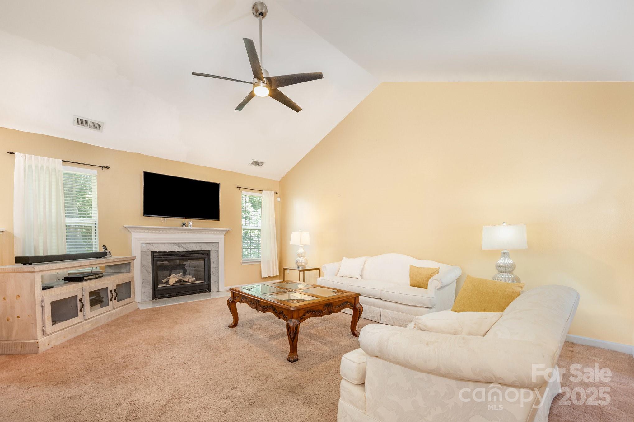 6233 Nevin Road Property Photo 7