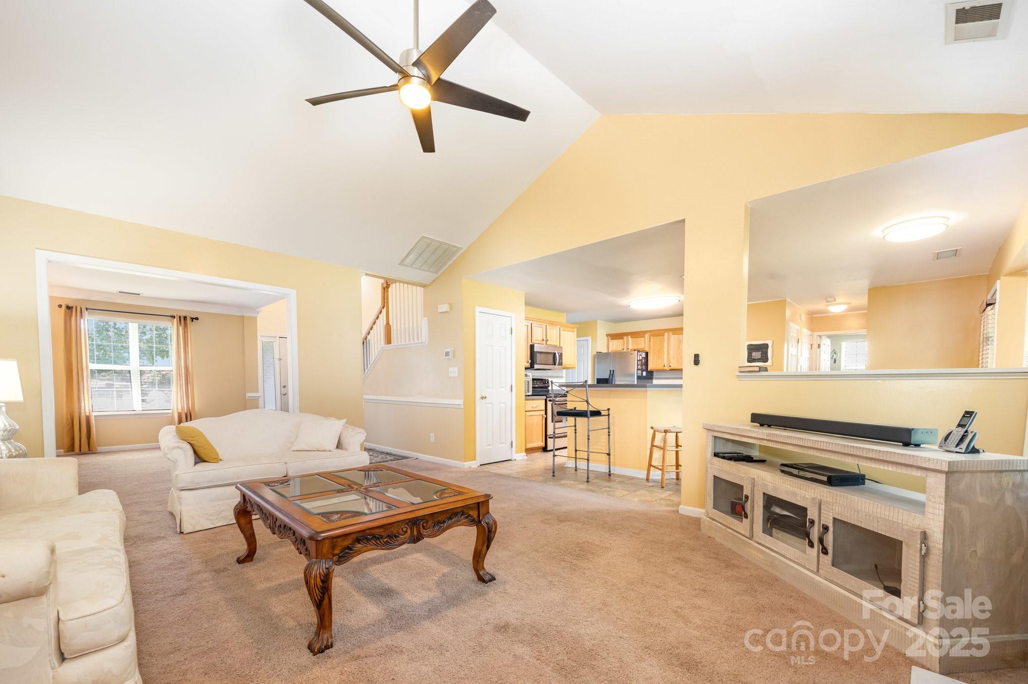 6233 Nevin Road Property Photo 8