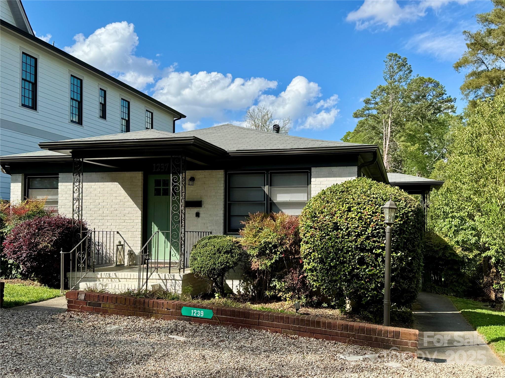 1239 Reece Road Property Photo 1