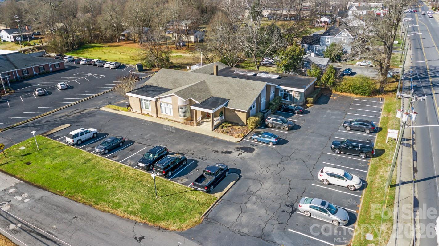 1601 Ebenezer Road Property Photo 2