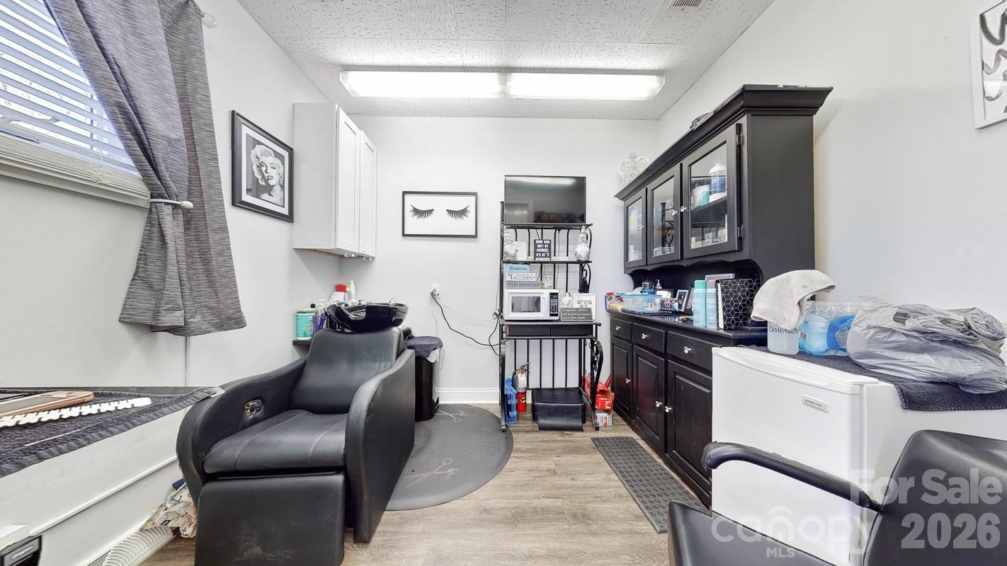 1601 Ebenezer Road Property Photo 12
