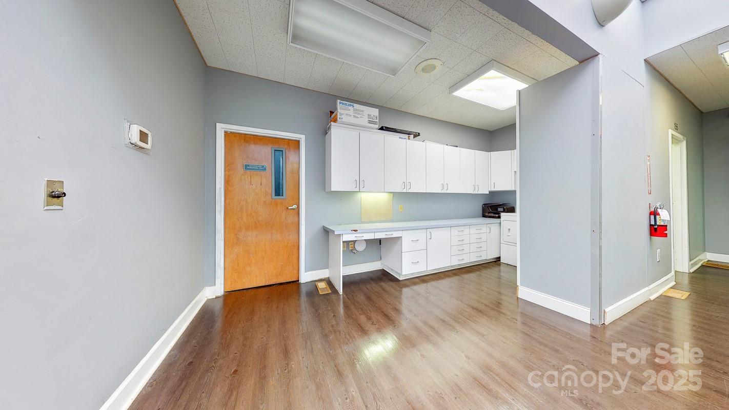 1601 Ebenezer Road Property Photo 15
