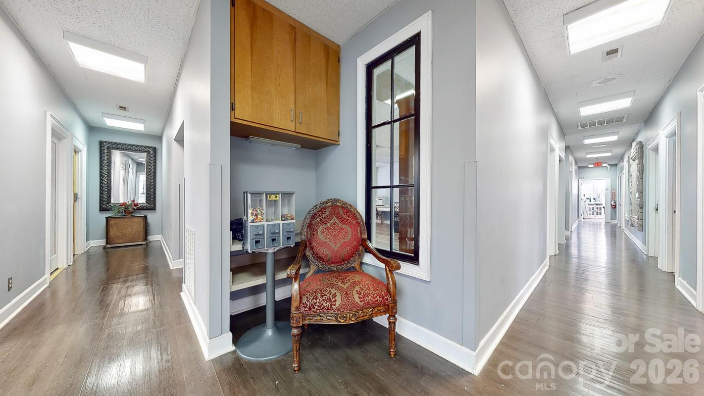 1601 Ebenezer Road Property Photo 18