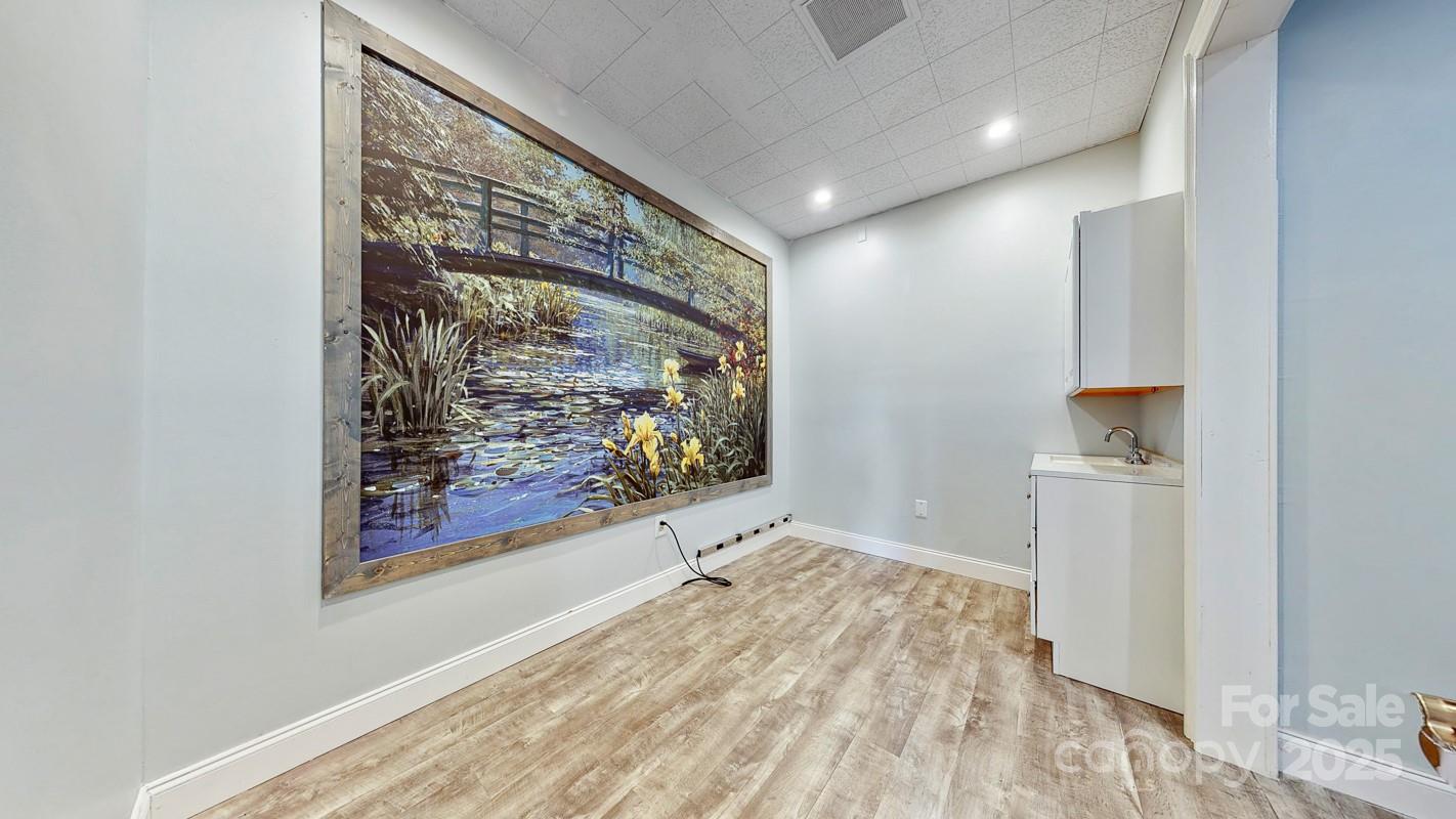 1601 Ebenezer Road Property Photo 25