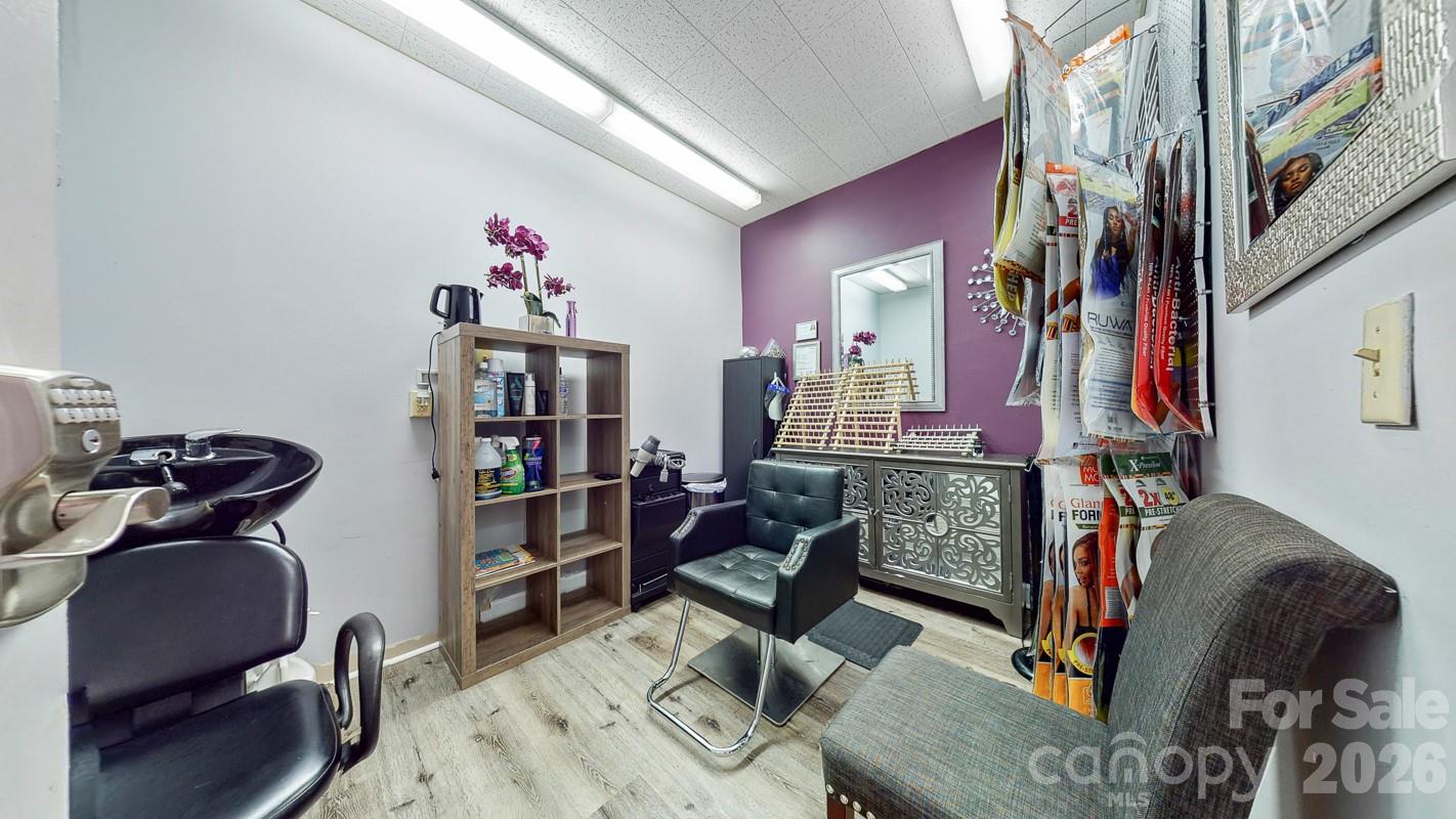 1601 Ebenezer Road Property Photo 31