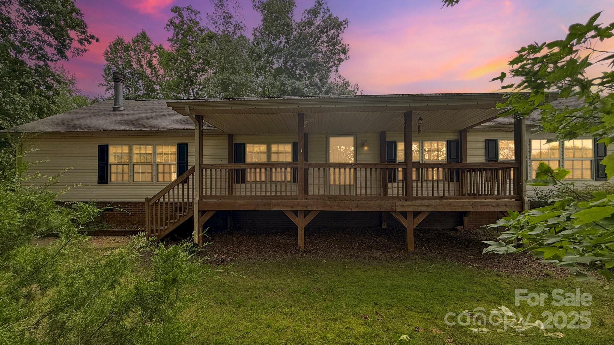 184 Deja Lane Property Photo 1