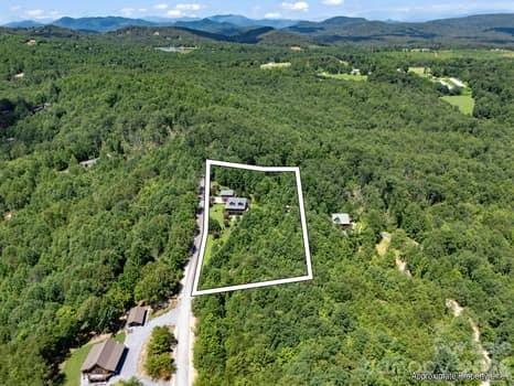 202 Panorama Drive Property Photo 11
