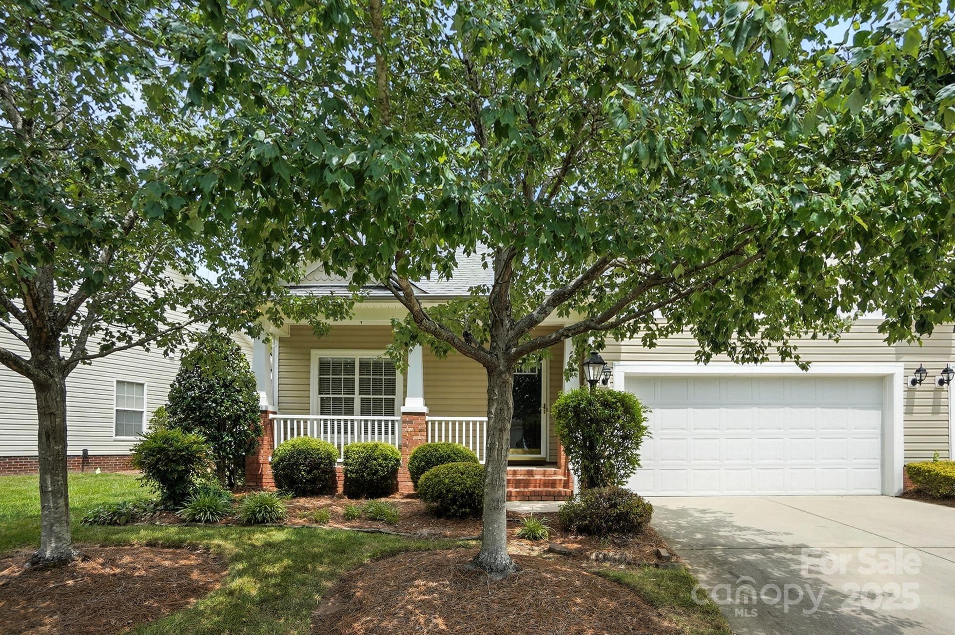 1109 Curry Way Property Photo 1