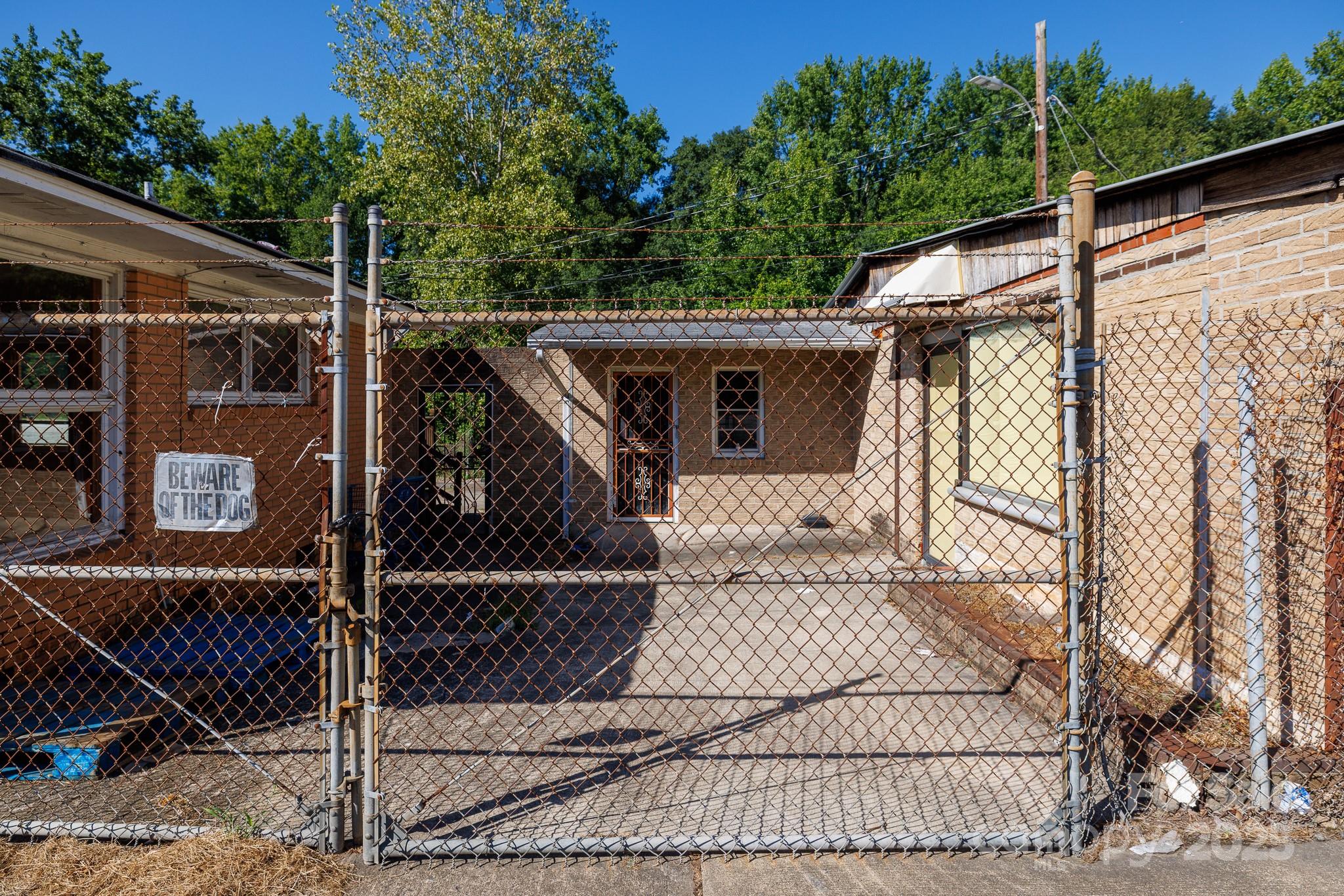 3835 Lesslie Highway Property Photo 12