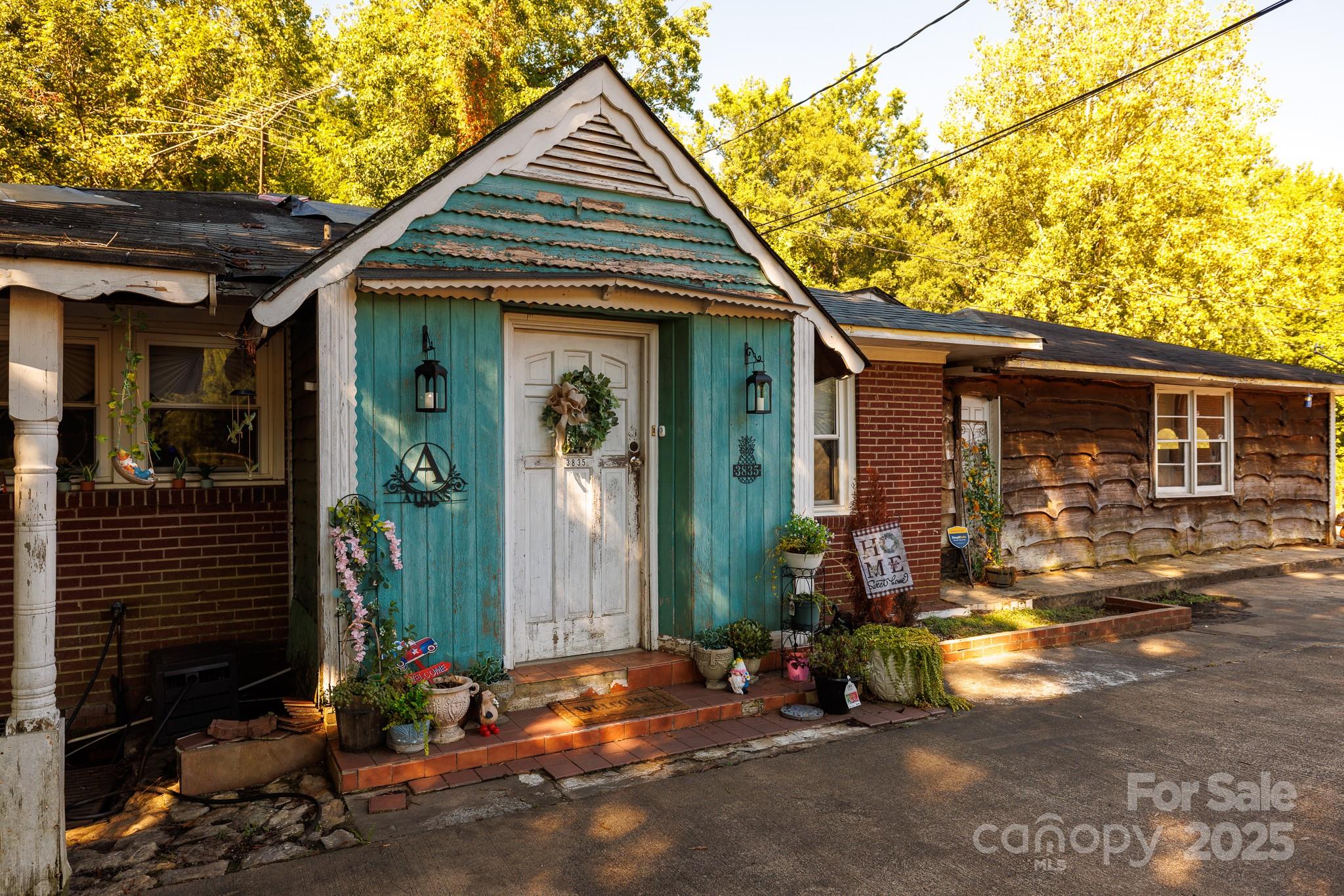 3835 Lesslie Highway Property Photo 19
