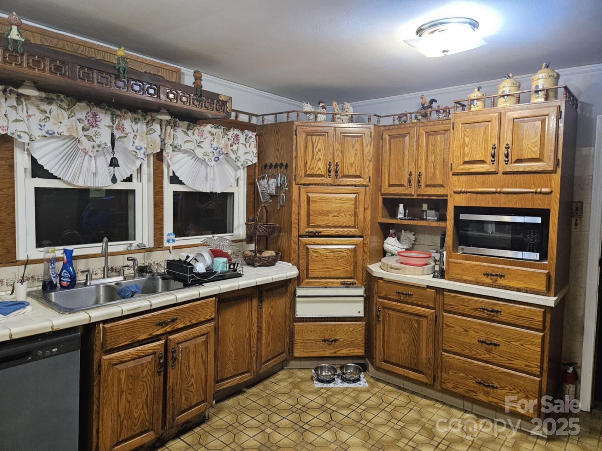 3835 Lesslie Highway Property Photo 30