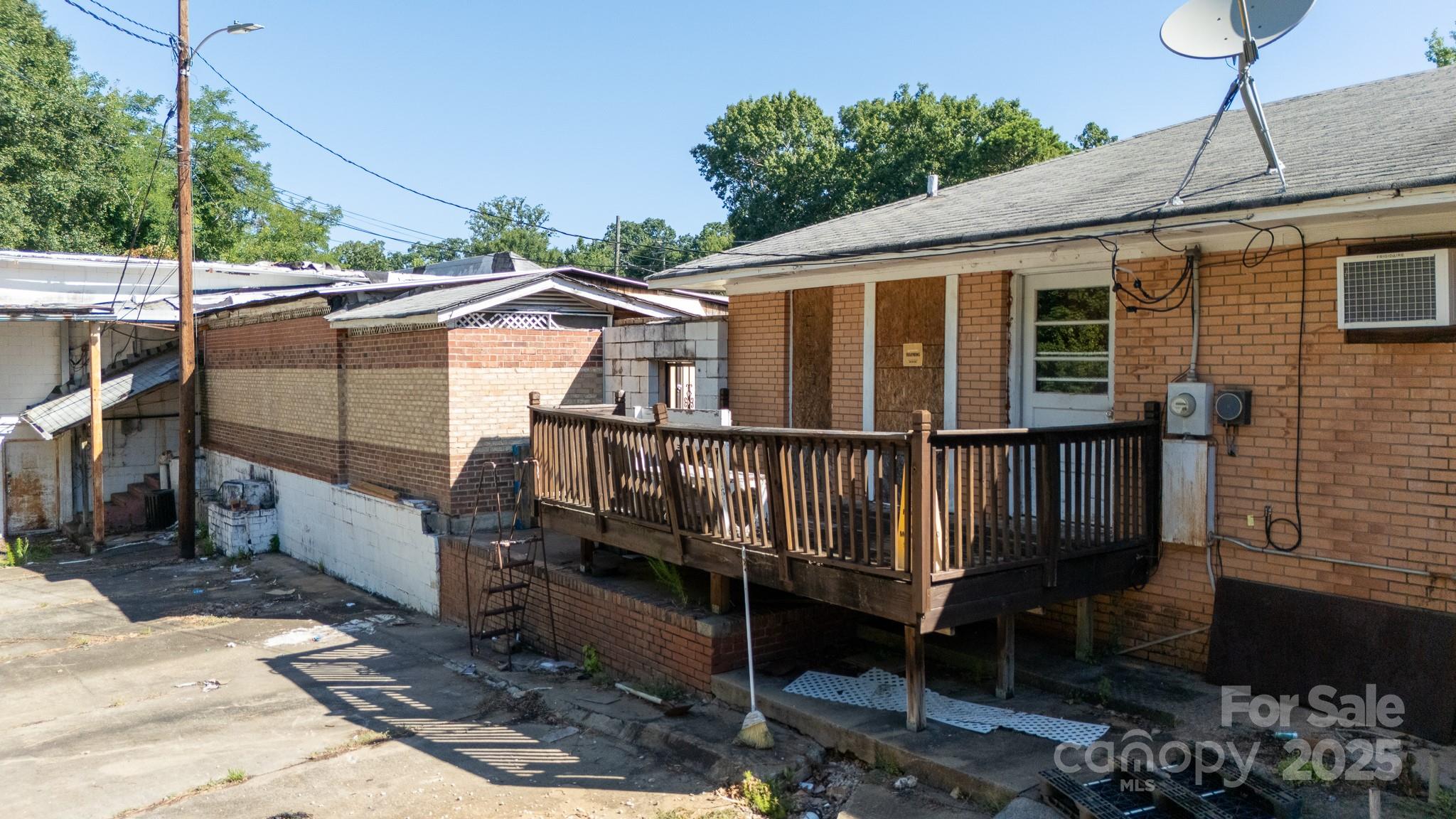 3835 Lesslie Highway Property Photo 42