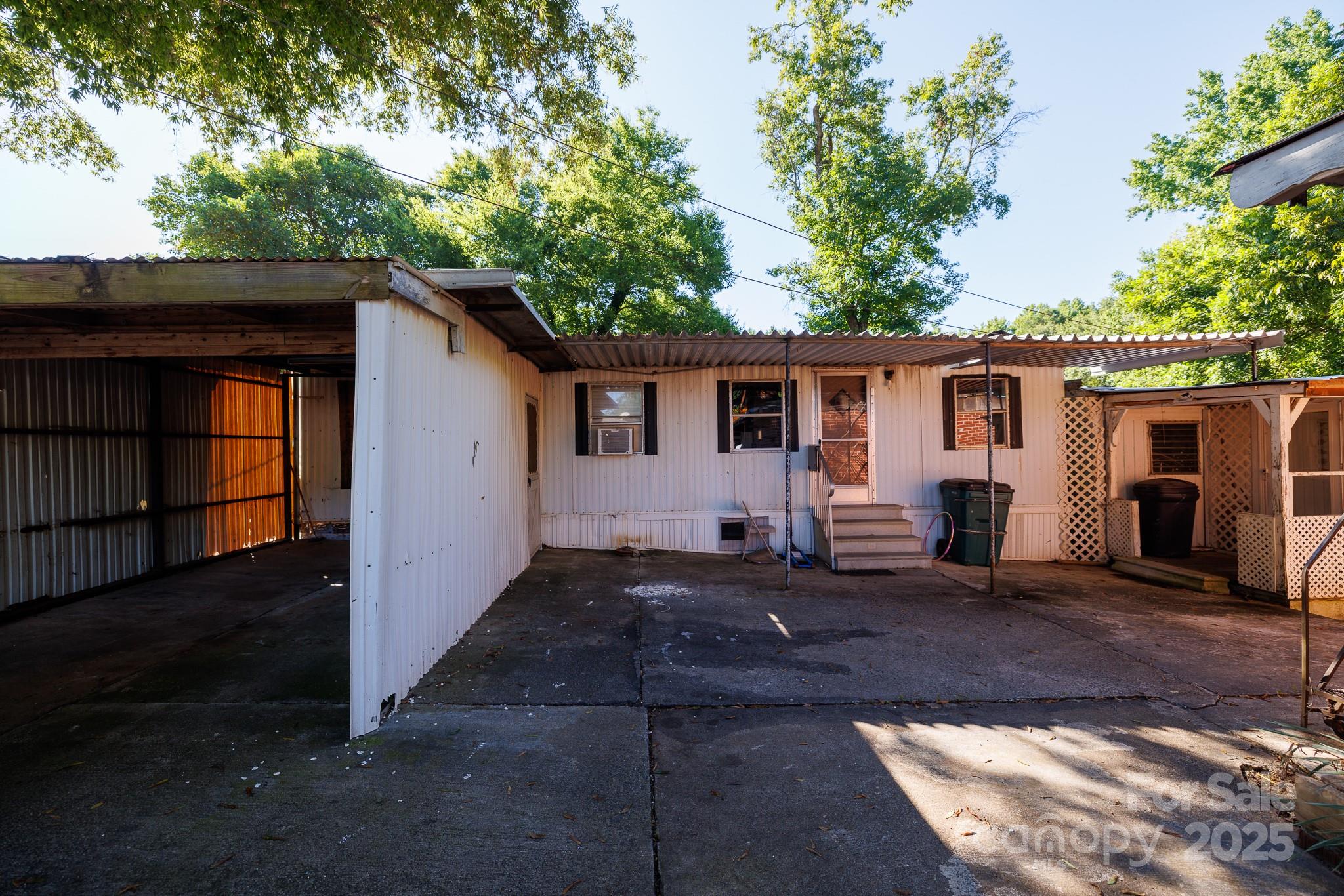 3835 Lesslie Highway Property Photo 45