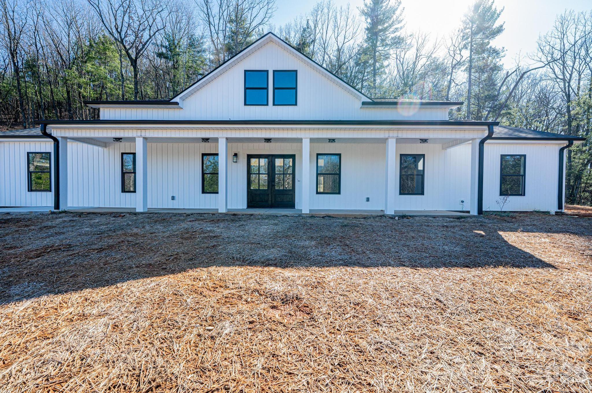 1721 Songbird Court Property Photo 2