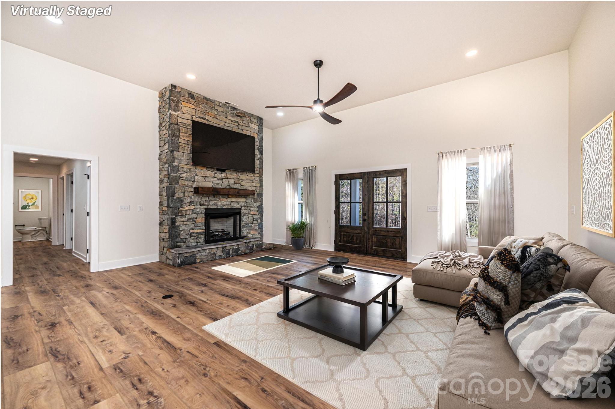 1721 Songbird Court Property Photo 6