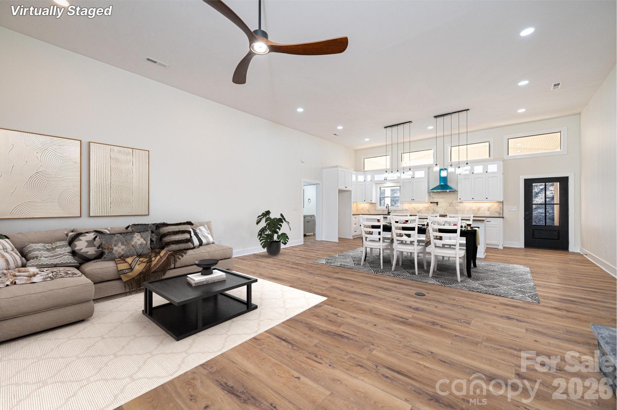 1721 Songbird Court Property Photo 8